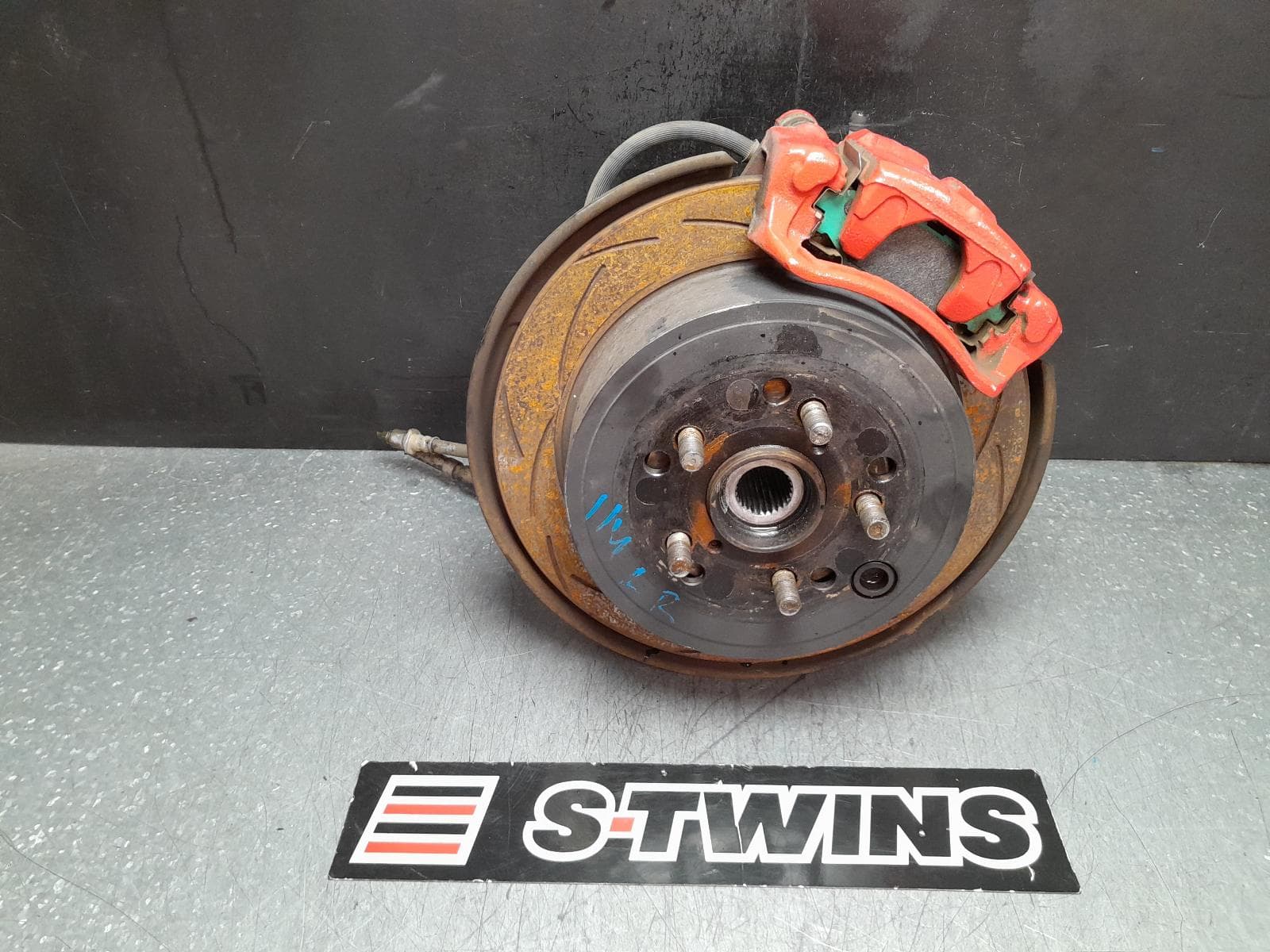 Used auto part listing image: 2011 SUBARU IMPREZA LEFT REAR HUB ASSEMBLY G3, WRX, TURBO, ABS TYPE, W/ WIDE BODY TYPE (VIN JF1GR/JF1GV) 04/07-12/13 0000365017