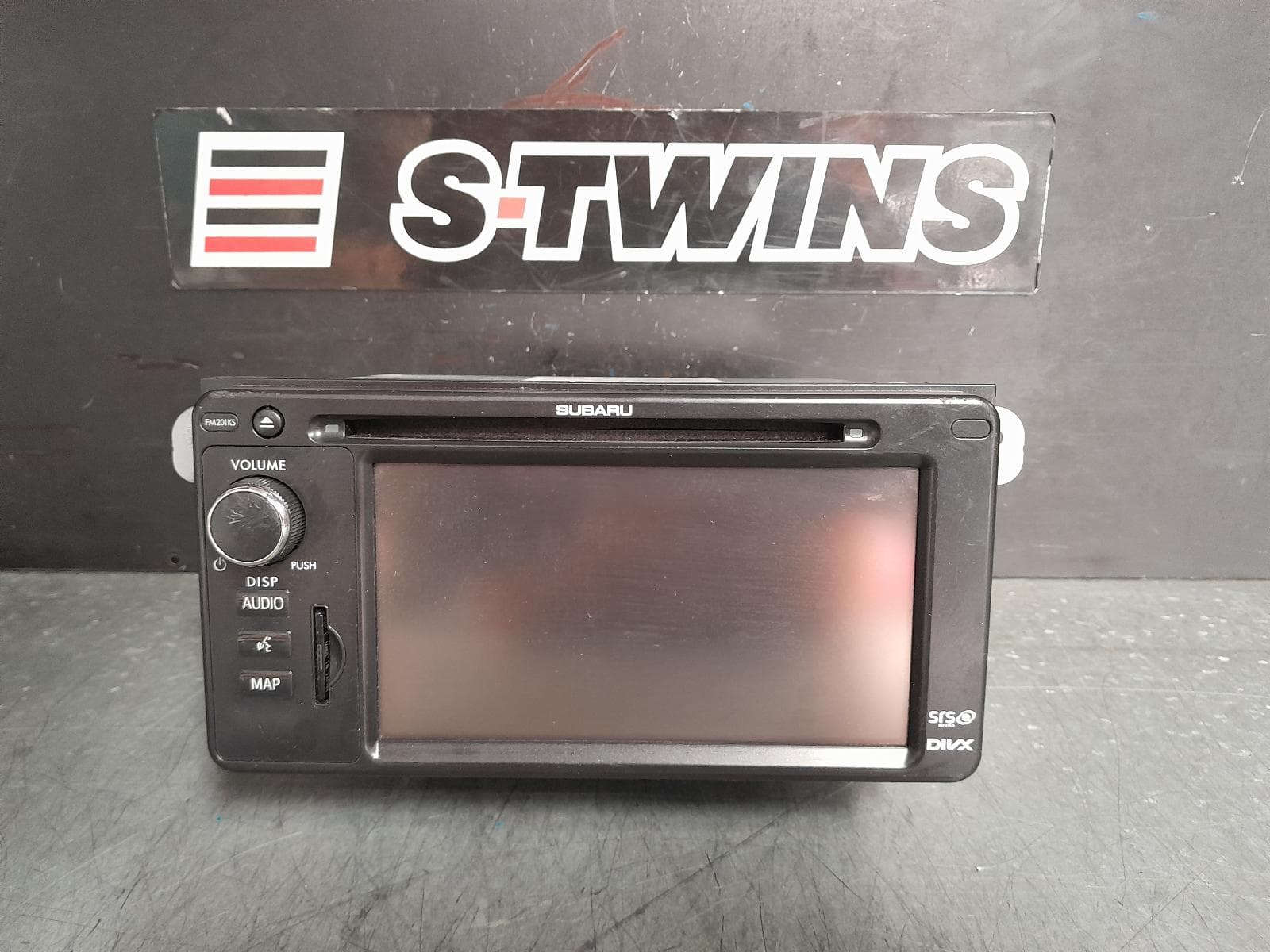 Used auto part listing image: 2012 SUBARU XV 6.1in TOUCHSCREEN, W/ SAT NAV, P/N ON FACE FM201KS, G4X, 08/11-04/15 0000364039