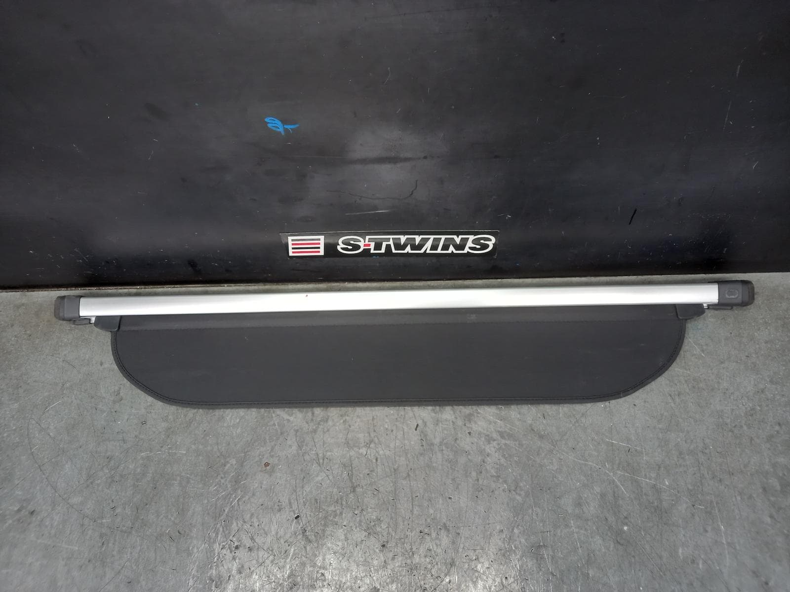 Used auto part listing image: 2012 SUBARU XV PARCEL SHELF CARGO BLIND CARGO BLIND, G4X, 08/11-04/17 0000364044