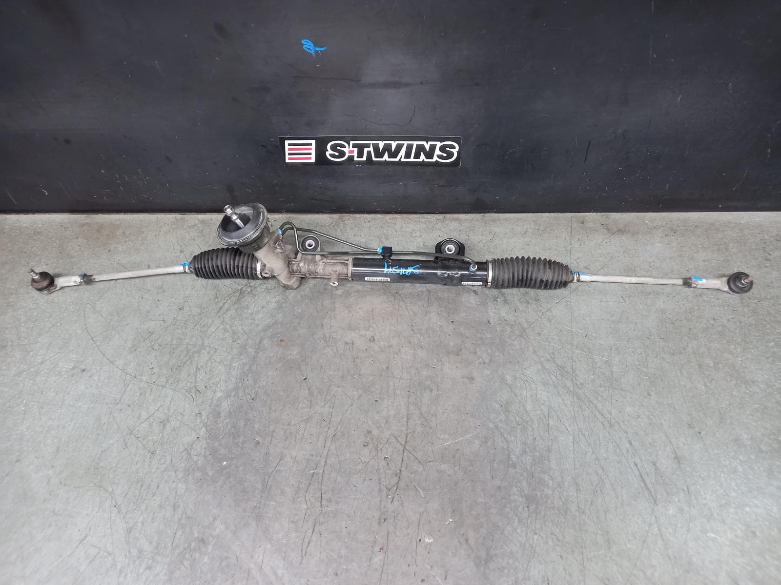 Used auto part listing image: 2009 MITSUBISHI LANCER STEERING BOX RACK CJ-CF, HYDRAULIC TYPE, 07/07-12/17 0000364359