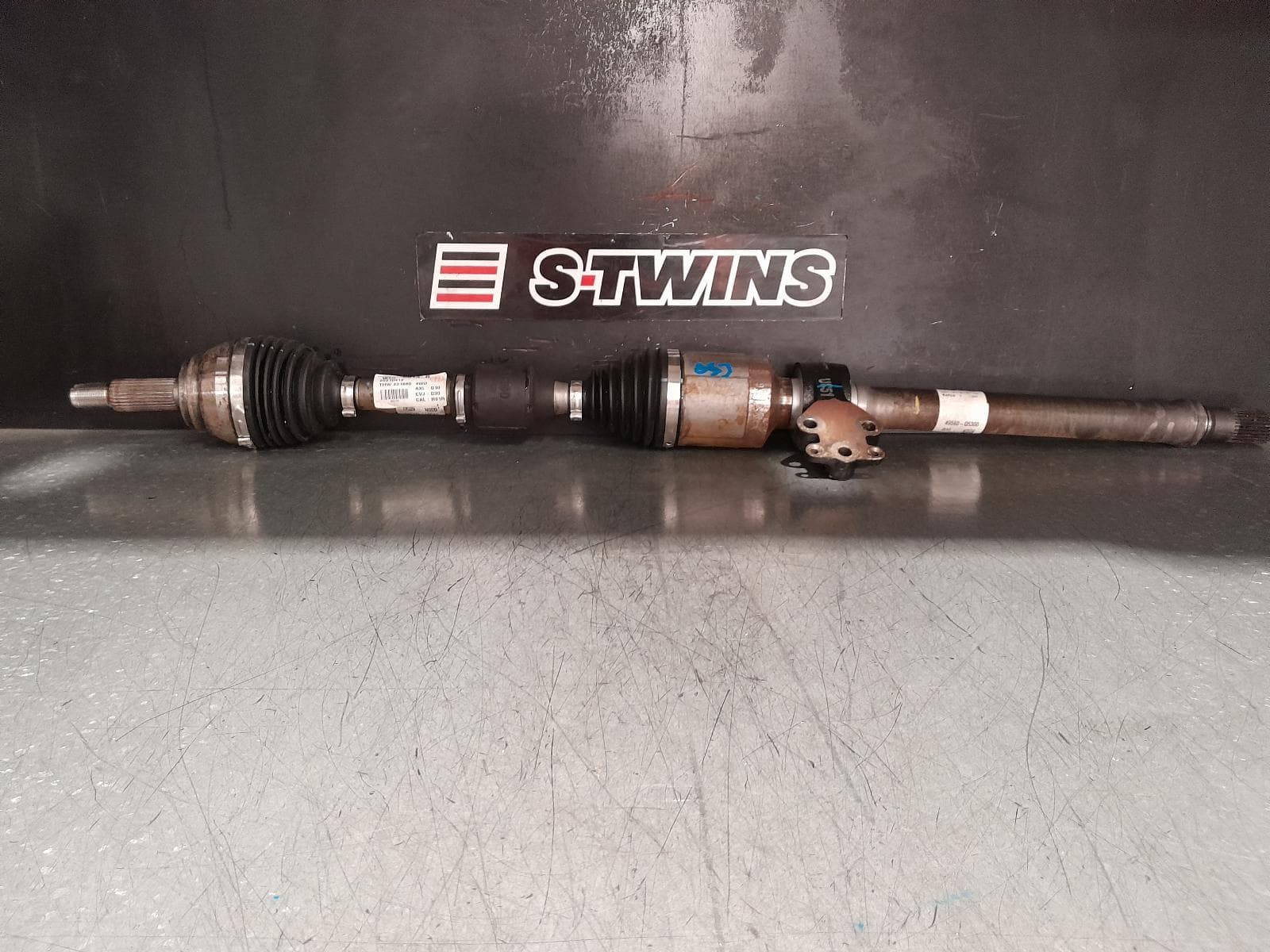 Used auto part listing image: 2021 KIA SELTOS RIGHT DRIVESHAFT FRONT, AUTO T/M, PETROL, 1.6, SP2, 07/19- 0000364992