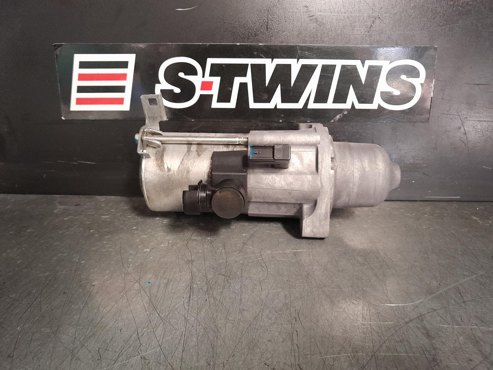 Used auto part listing image: 2014 HONDA ODYSSEY STARTER RC1, PETROL, 2.4, K24W, 1.6kW, 02/14-03/22 0000366473
