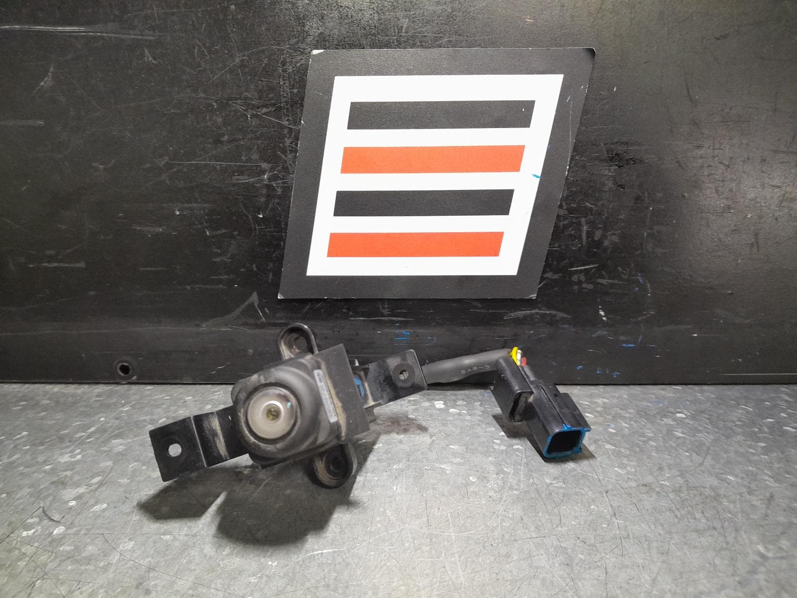 Used auto part listing image: 2014 HONDA ODYSSEY REVERSE CAMERA FRONT CAMERA, RC1, 02/14-03/22 0000366503