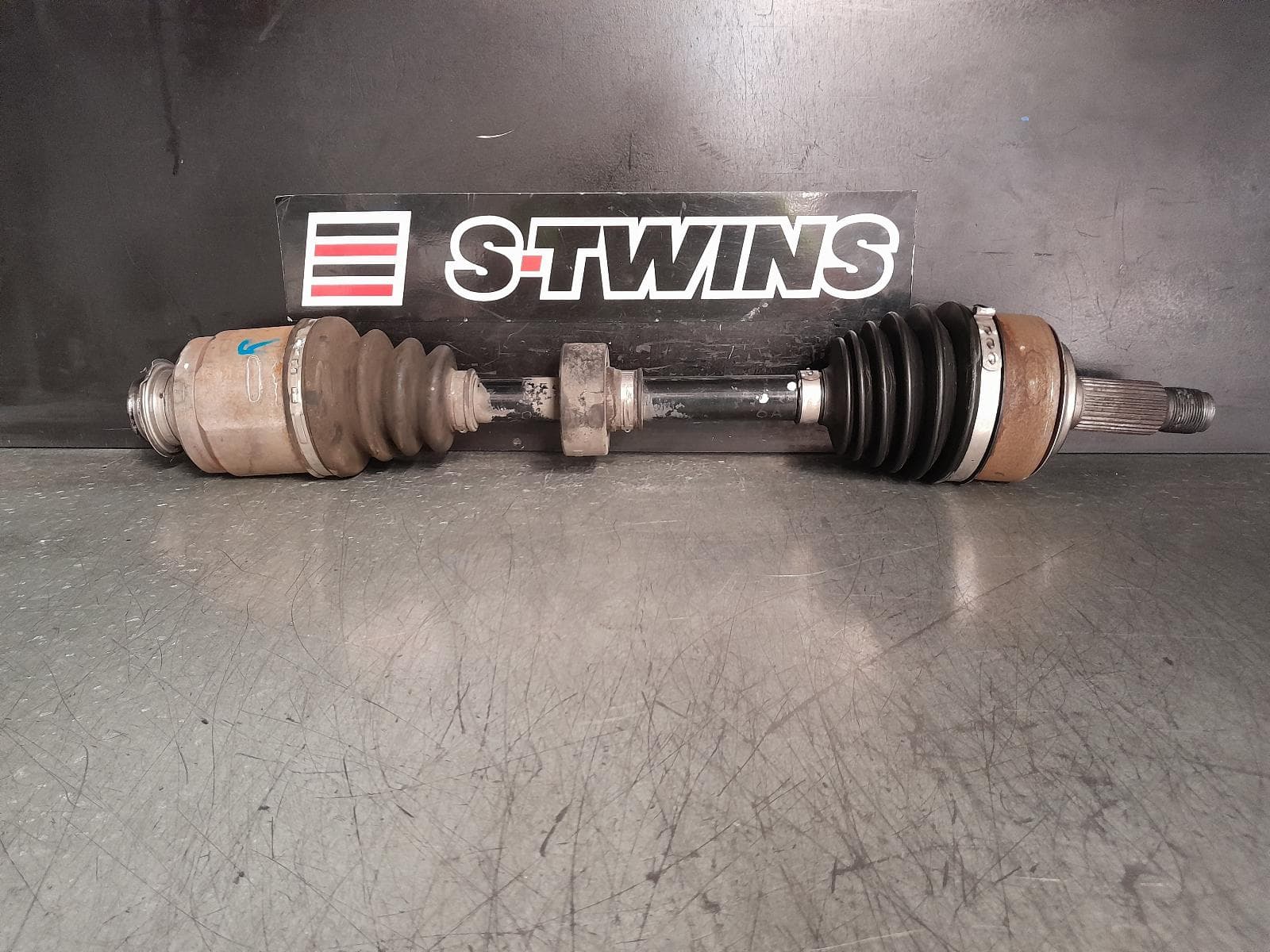 Used auto part listing image: 2014 HONDA ODYSSEY RIGHT DRIVESHAFT AUTO T/M, PETROL, 2.4, RC, 02/14-03/22 0000366510