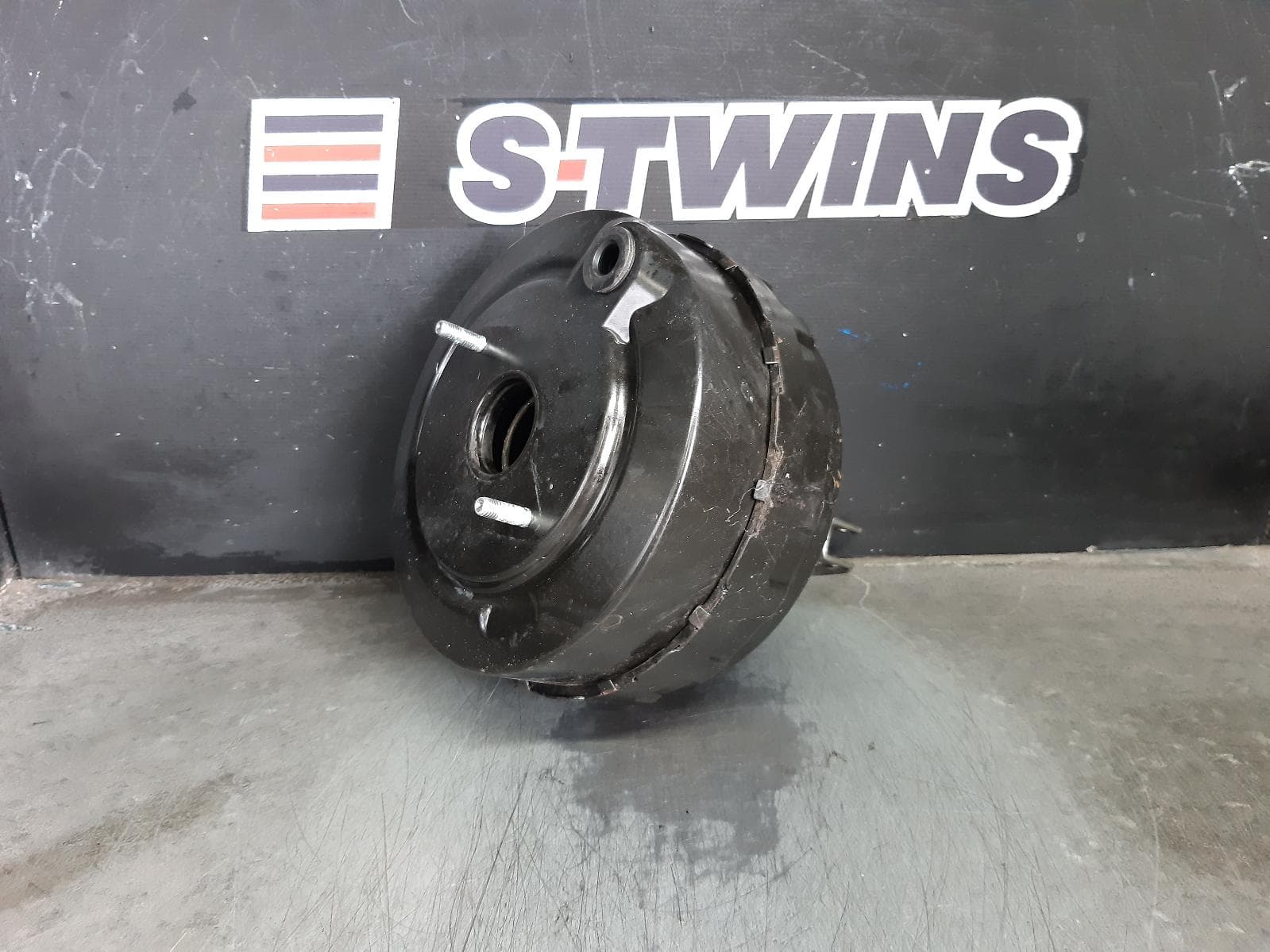 Used auto part listing image: 2010 BMW 3 SERIES BRAKE BOOSTER PETROL, 4.0, M3, S65, E90/E92/E93, 10/07-09/13 0000361989