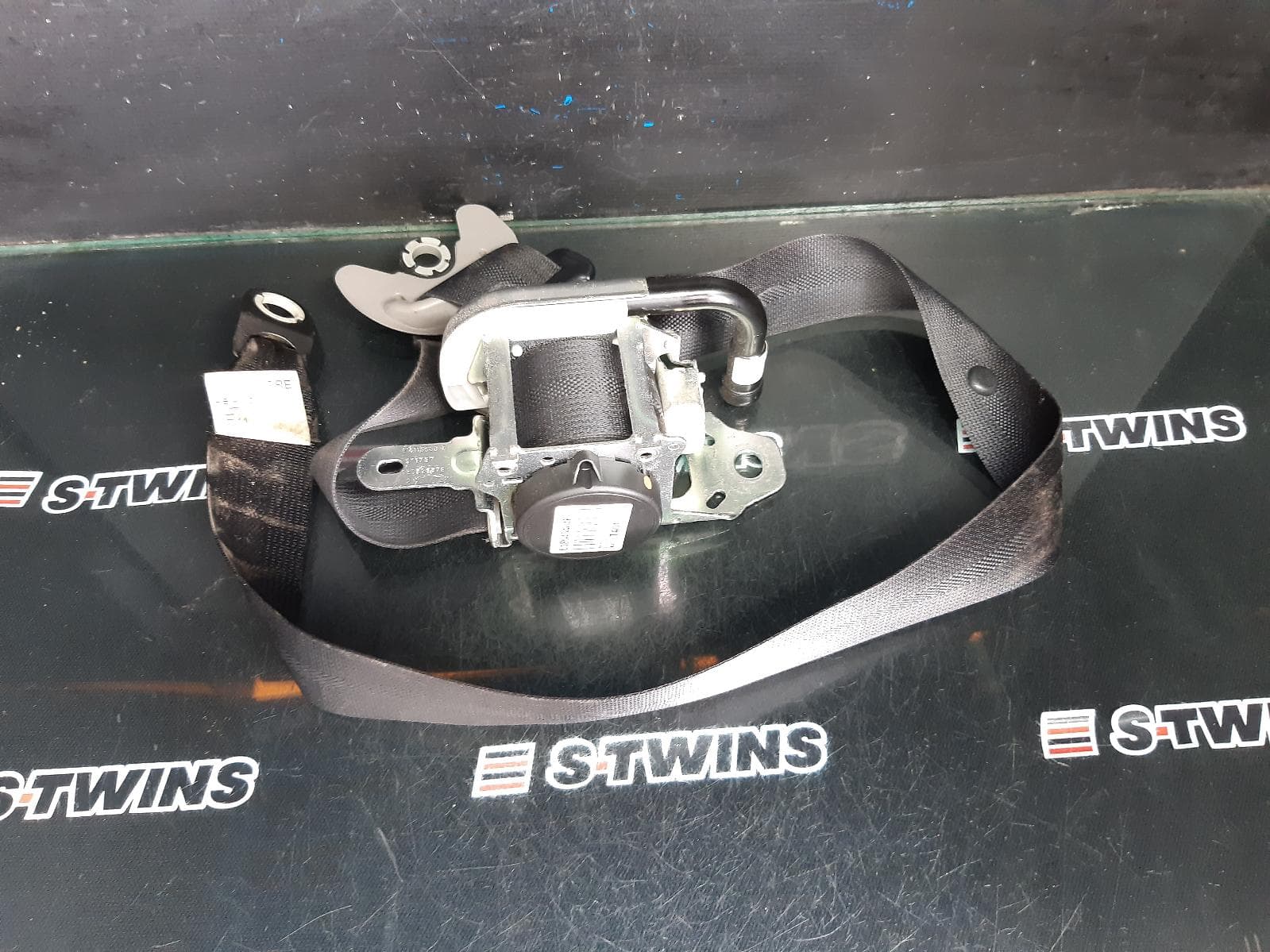 Used auto part listing image: 2016 TOYOTA CAMRY SEAT BELT STALK RH FRONT, SEAT BELT ONLY, ASV50/AVV50, 11/11-10/17 0000362314