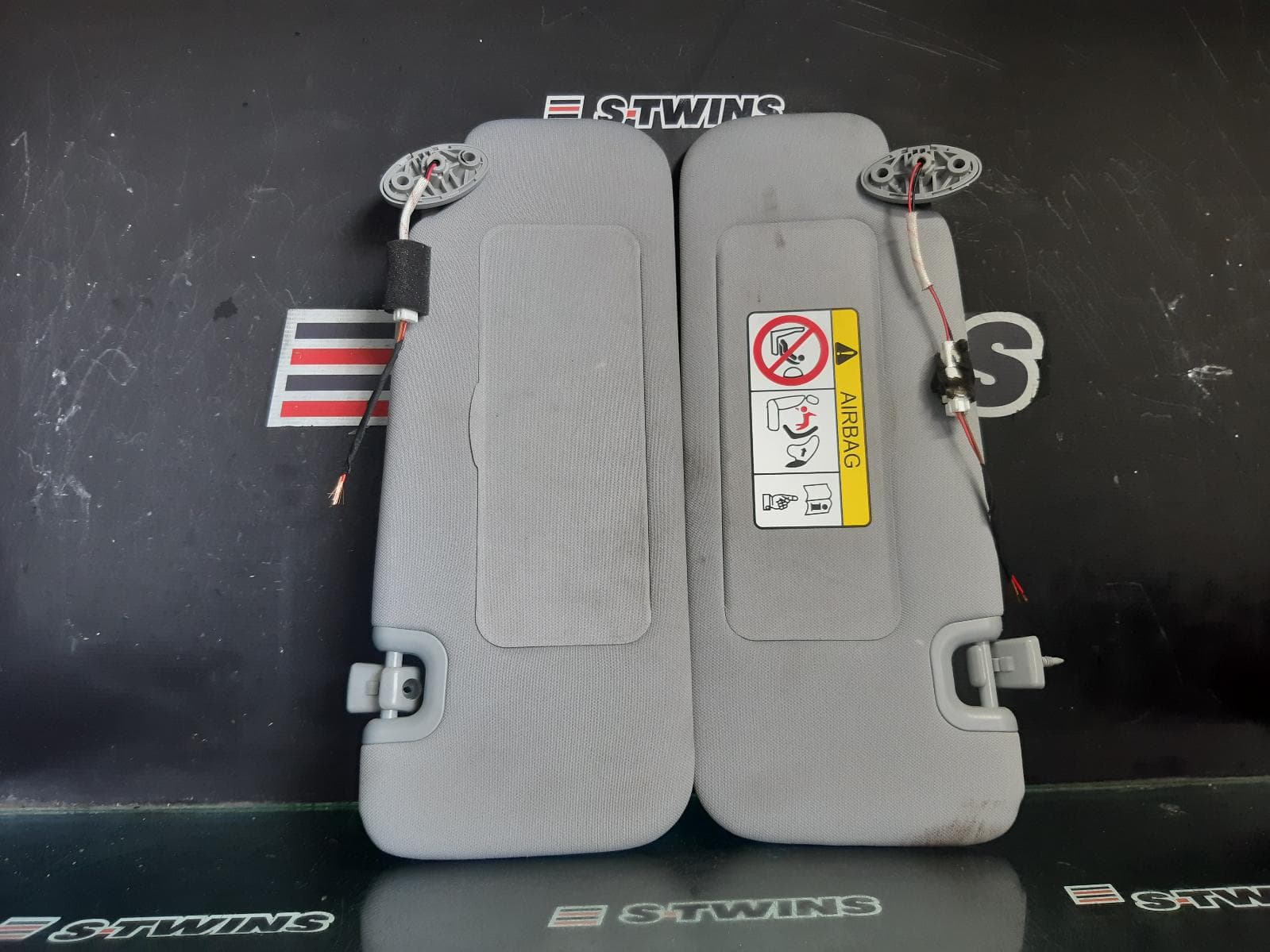 Used auto part listing image: 2024 CHERY OMODA 5 SUNVISOR T34/T19C, 12/22- 0000363826