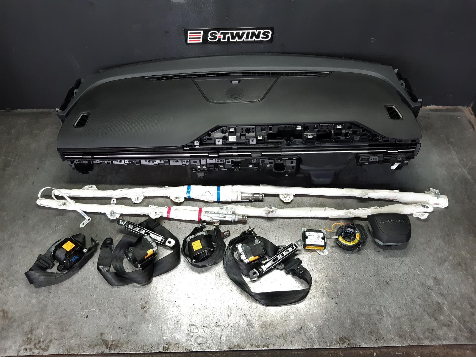 Used auto part listing image: 2024 CHERY OMODA 5 AIRBAG ASSEMBLY T34/T19C, 12/22- 0000363584