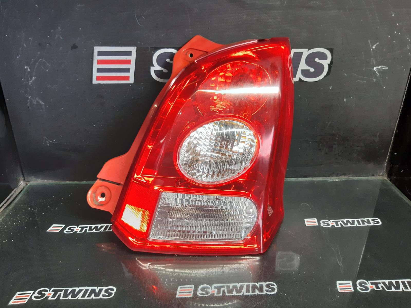 Used auto part listing image: 2011 SUZUKI ALTO RIGHT TAILLIGHT GF, 07/09-12/14 0000363160