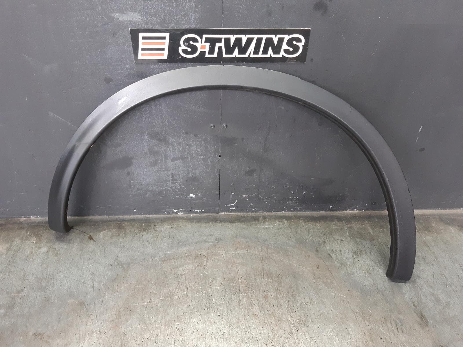 Used auto part listing image: 2012 NISSAN DUALIS WHEEL ARCH FLARE RH REAR, J10, 08/08-05/14 0000363529