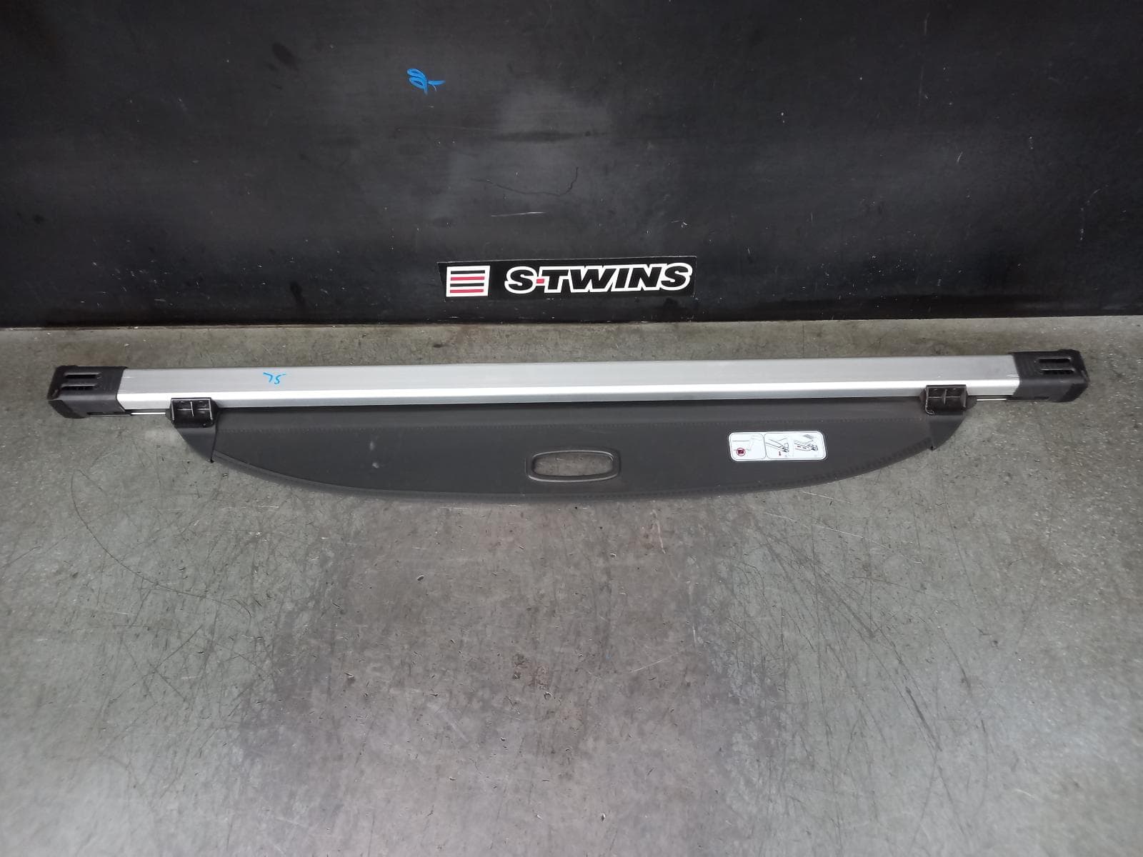 Used auto part listing image: 2020 HYUNDAI TUCSON PARCEL SHELF CARGO BLIND CARGO BLIND, TL, 06/15-01/21 0000361478