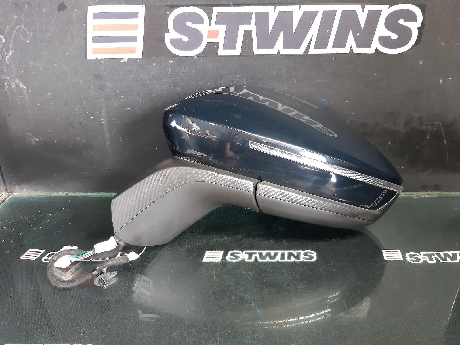 Used auto part listing image: 2024 CHERY OMODA 5 LEFT DOOR MIRROR T34/T19C, POWER, AUTO FOLD, HEATED, HIGH GLOSS BLACK, W/ BLACK INSERTS, 12/22- 0000363837