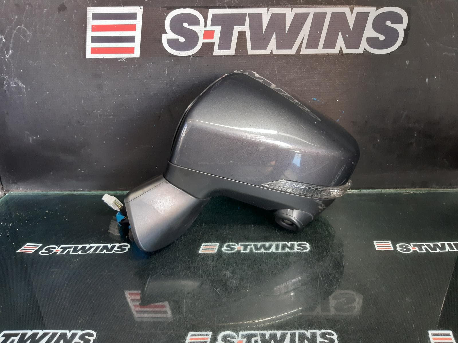 Used auto part listing image: 2020 SUBARU IMPREZA LEFT DOOR MIRROR G5, AUTO FOLDING, W/ MEMORY, W/ AUTO DIP, W/ BLIND SPOT & HEATED, 03/20-09/23 0000364087