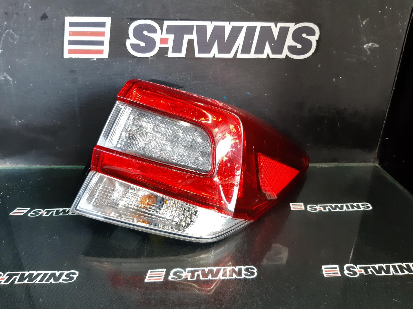 Used auto part listing image: 2020 SUBARU IMPREZA RIGHT TAILLIGHT G5, IN BODY, W/ BLACK CHROME INSERT TYPE, HATCH, 03/20-09/23 0000364263