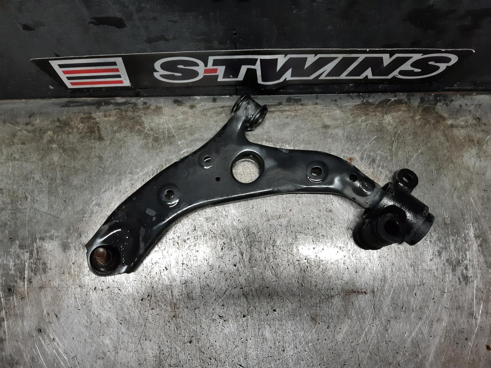 Used auto part listing image: 2020 MAZDA CX5 LEFT FRONT LOWER CONTROL ARM KF, 4WD, 02/17- 0000336168