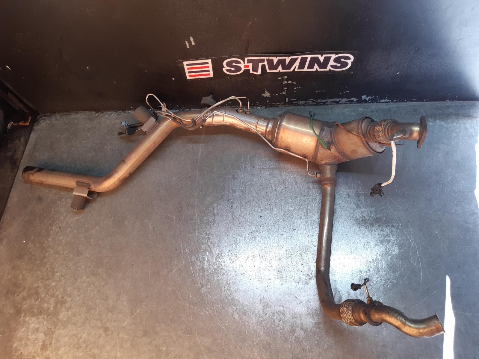 Used auto part listing image: 2015 LAND ROVER RANGEROVER SPORT PARTICULATE FILTER DPF DIESEL, 3.0, 215kW, L494, 06/13-04/22 0000159720