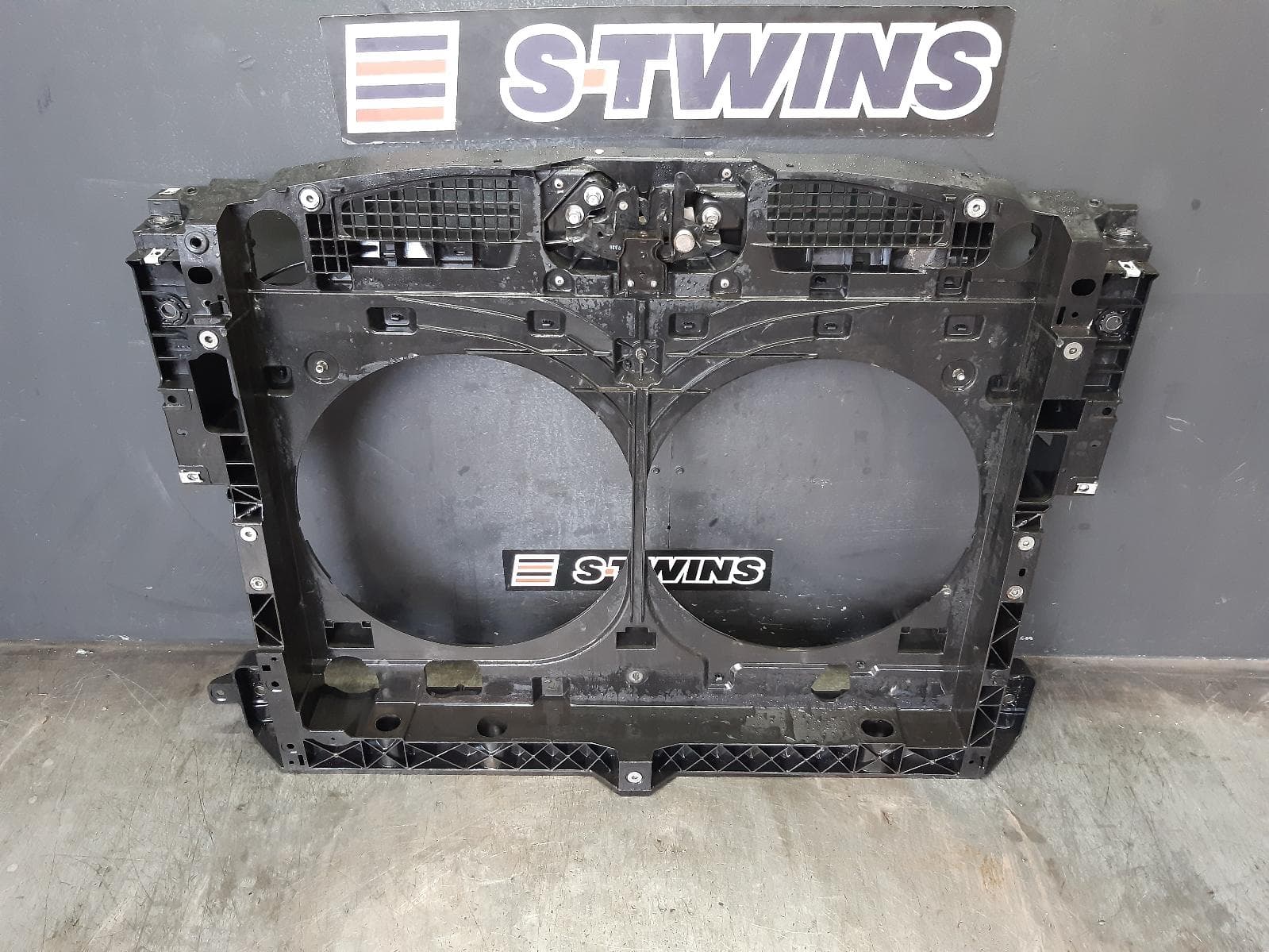 Used auto part listing image: 2015 NISSAN PATHFINDER RADIATOR SUPPORT R52, 06/13-11/16 0000365582