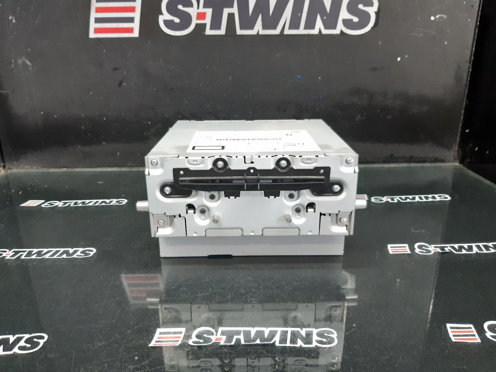 Used auto part listing image: 2018 MERCEDES GLC CLASS HEAD UNIT, X253/C253, 09/15-07/19 0000352989
