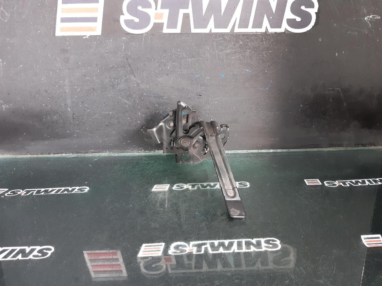 Used auto part listing image: 2017 TOYOTA COROLLA BONNET LOCK SUPPORT ZRE182R/ZWE186R, 08/12-06/18 0000365452