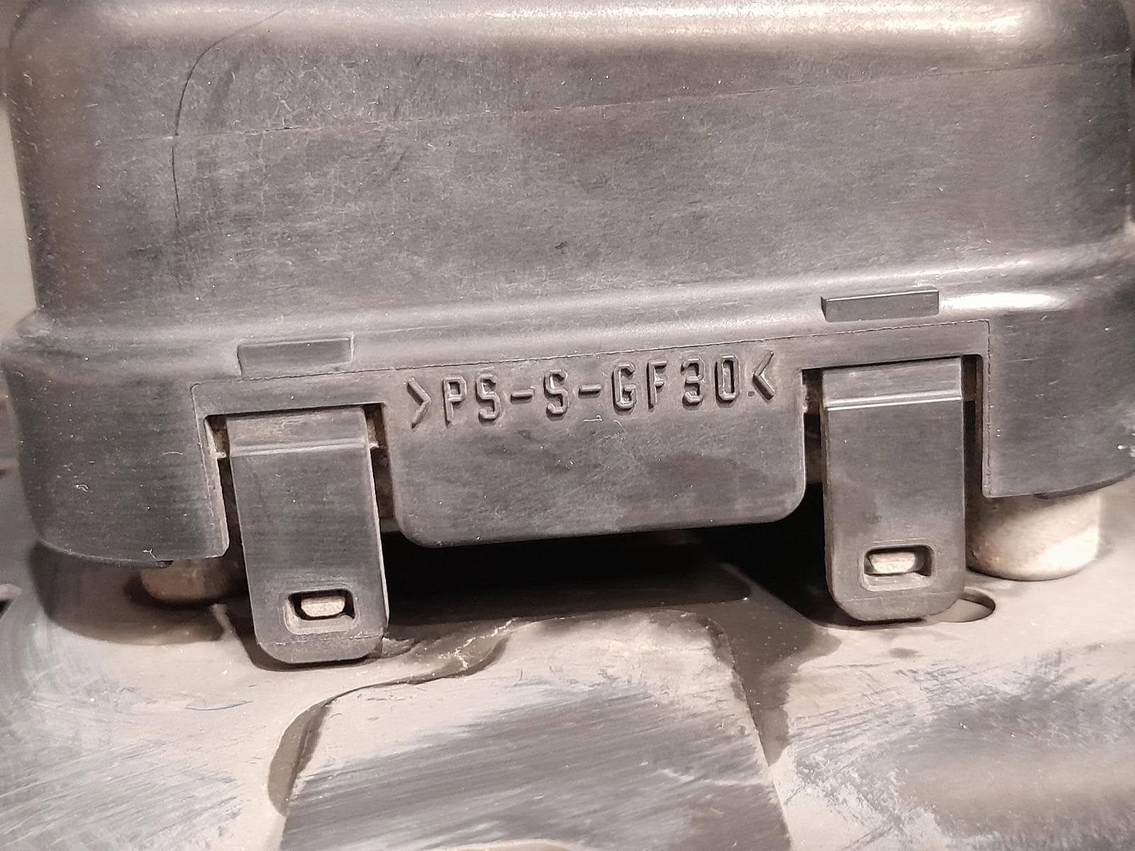 Used auto part listing image: 2016 MAZDA CX9 REVERSE CAMERA FRONT RADAR SENSOR (GRILLE MOUNTED), TC, 07/16-12/24 0000365268