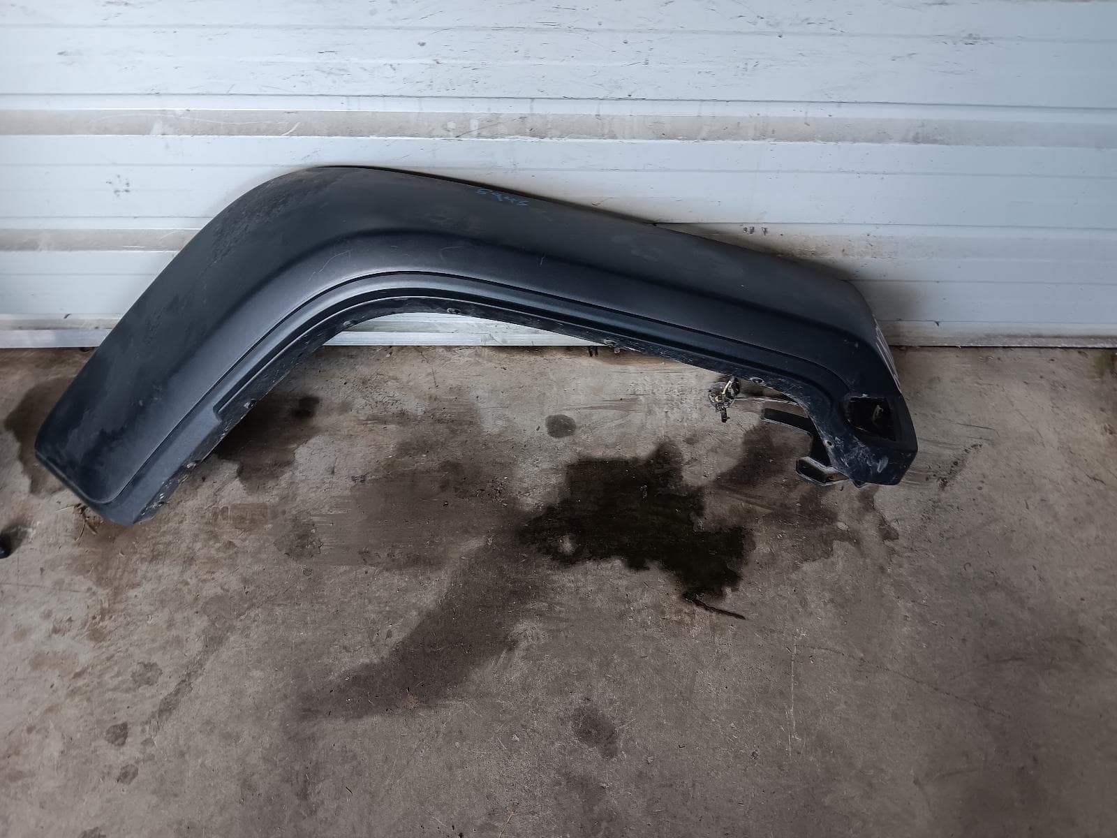 Used auto part listing image: 2022 JEEP WRANGLER WHEEL ARCH FLARE JL, RH FRONT, BLACK, 08/18- 0000364188