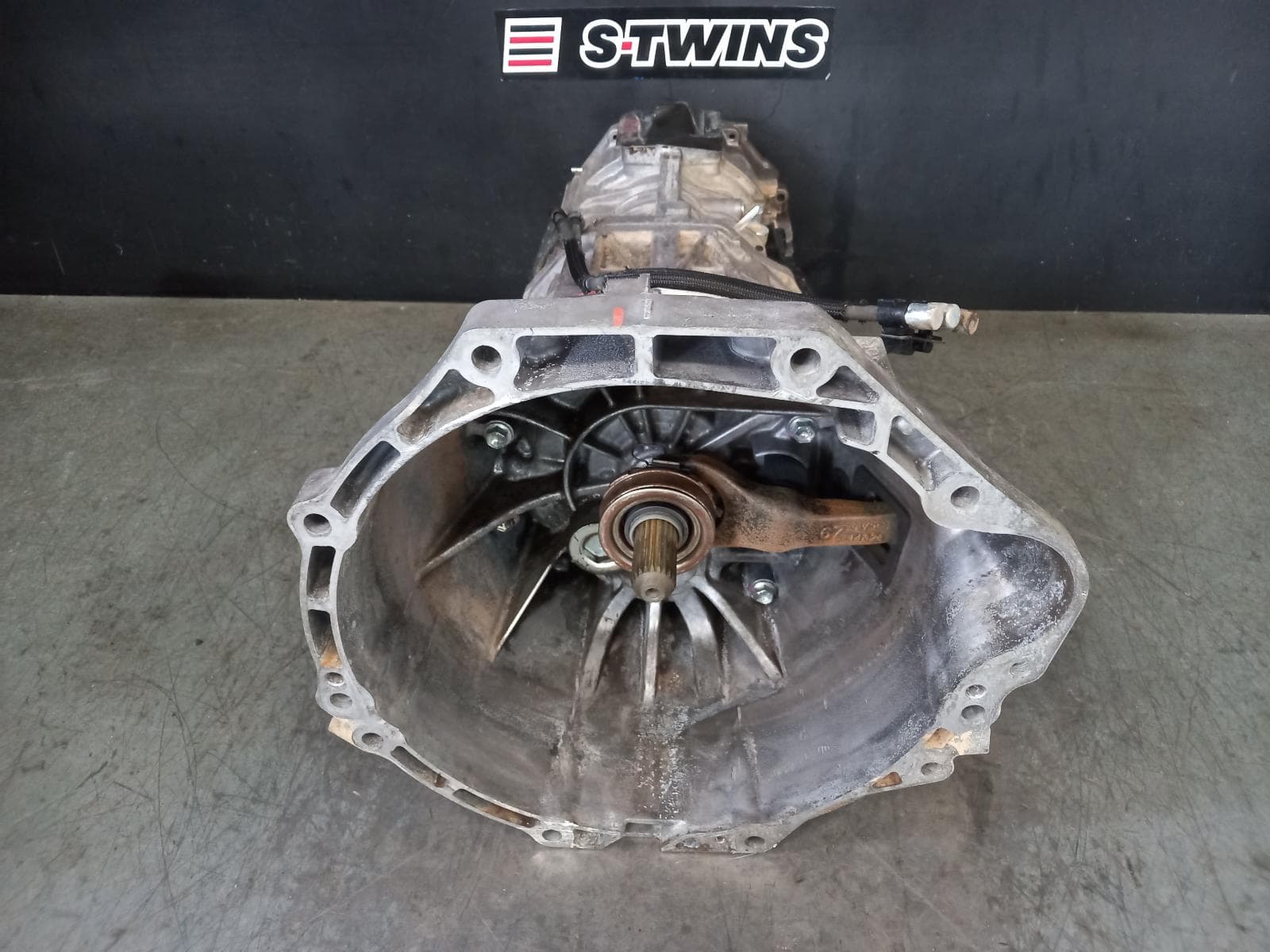 Used auto part listing image: 2014 TOYOTA PRADO TRANS GEARBOX MANUAL, DIESEL, 3.0, 1KD-FTV, 6 SPEED, NO TRANSFER CASE, 150 SERIES, 08/09-05/15 0000365939