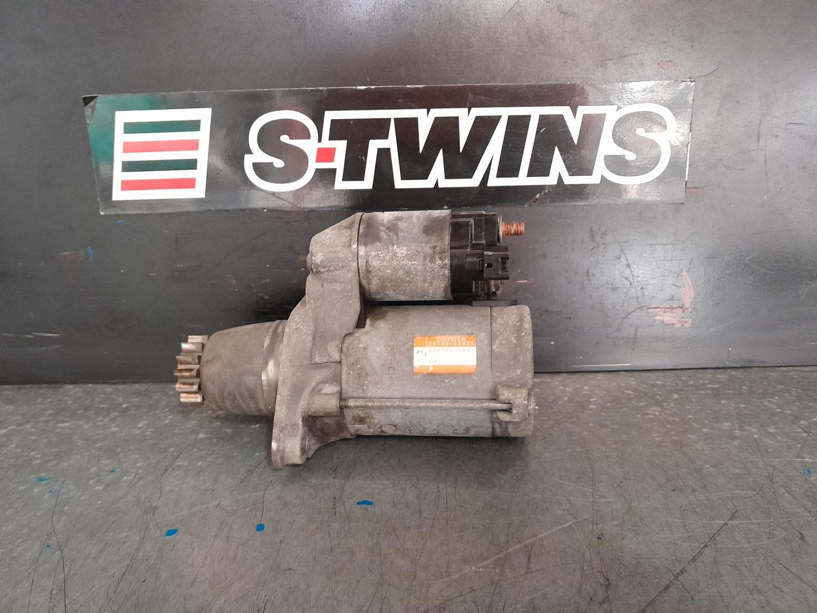 Used auto part listing image: 2011 TOYOTA KLUGER STARTER PETROL, 3.5, 2GR-FE, P/N 28100-20021, GSU40/GSU45, 05/07-02/14 0000367813