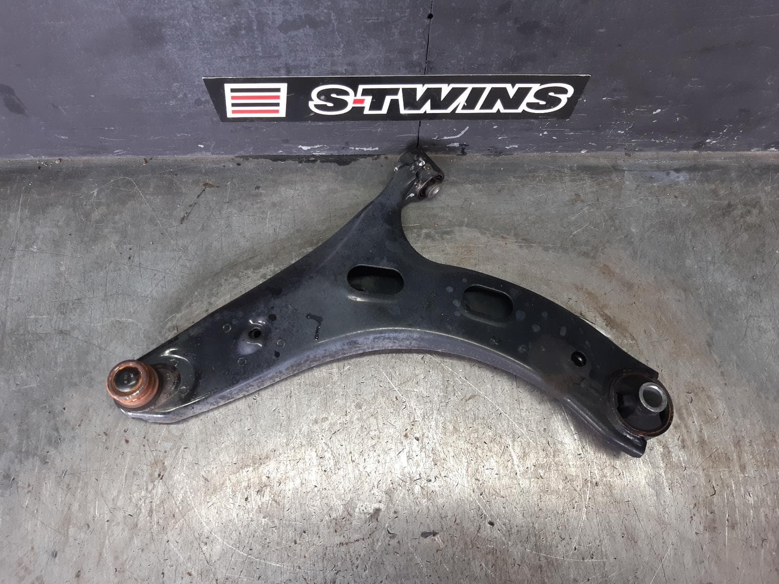 Used auto part listing image: 2020 SUBARU XV LEFT FRONT LOWER CONTROL ARM G5X, 03/17-06/23 0000367260