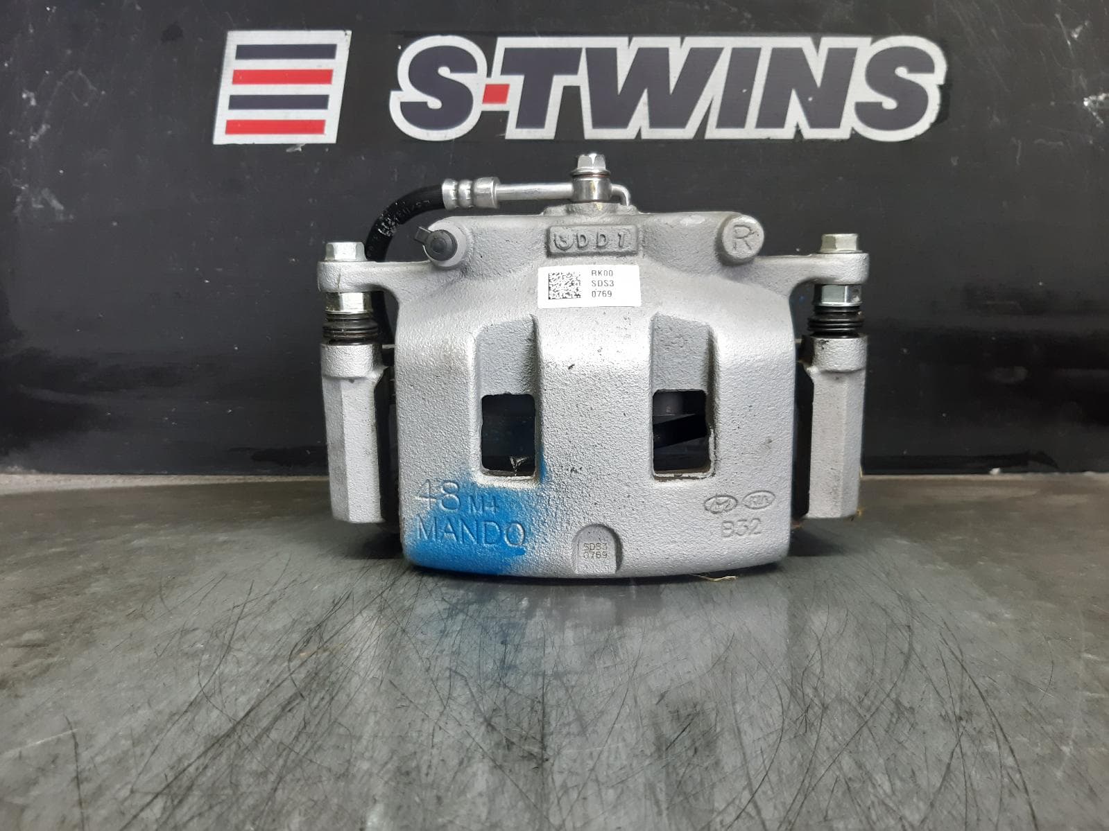 Used auto part listing image: 2023 KIA CARNIVAL/GRAND CARNIVAL CALIPER RH FRONT, NON HEV, KA4, 10/20- 0000368283