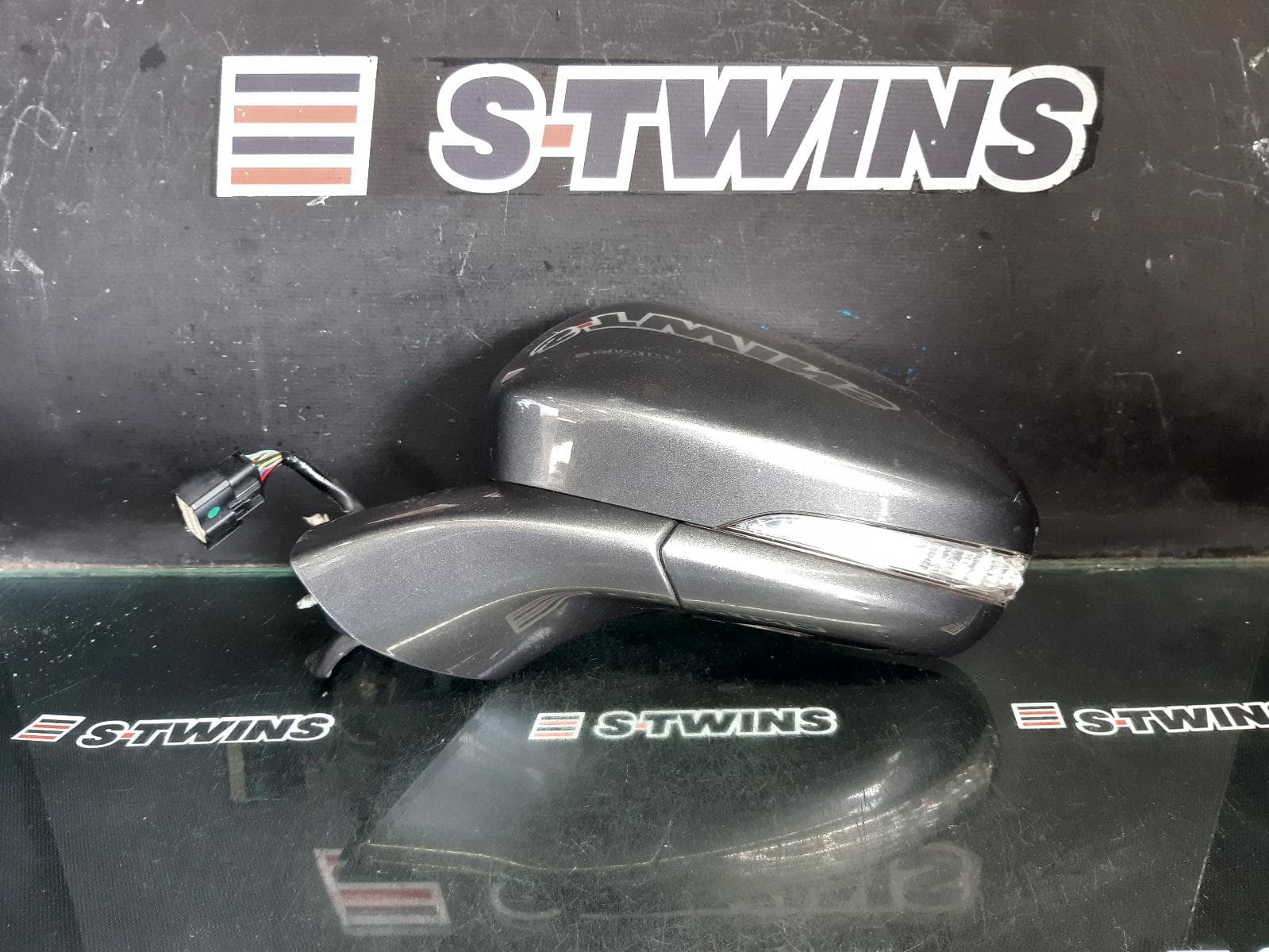 Used auto part listing image: 2015 FORD MONDEO LEFT DOOR MIRROR MD, TITANIUM, POWER FOLDING, W/ BLIND SPOT TYPE, 09/14-06/20 0000366858