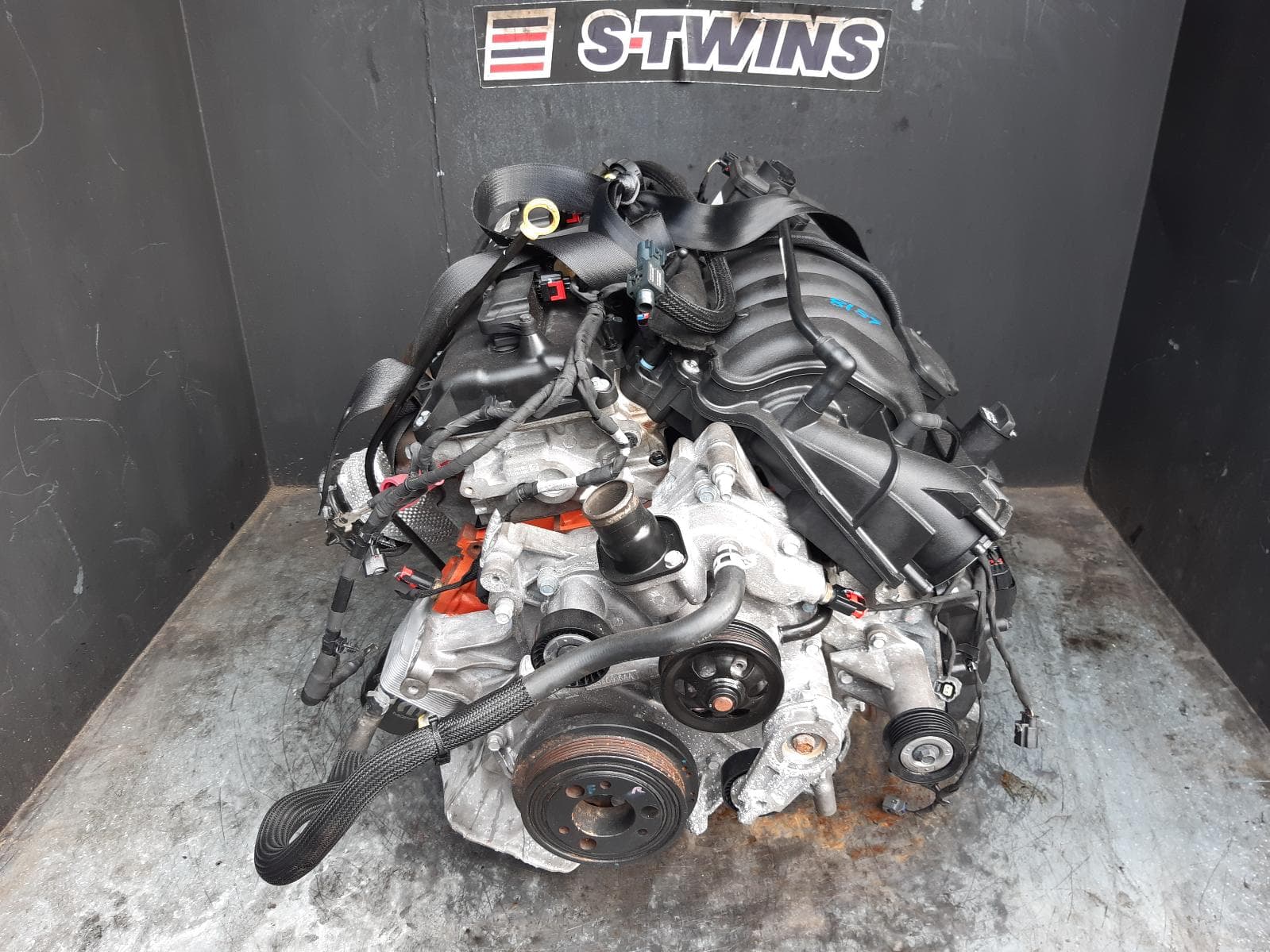 Used auto part listing image: 2020 CHRYSLER 300C ENGINE PETROL, 6.4, LX, 12/11-12/21 0000330028