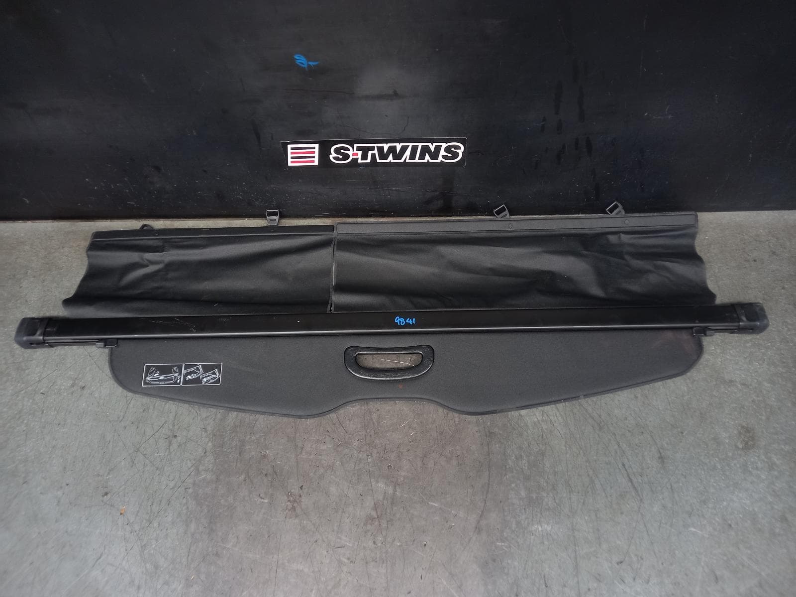 Used auto part listing image: 2011 TOYOTA KLUGER PARCEL SHELF CARGO BLIND CARGO BLIND, GSU40-GSU45, 7 SEATER, 05/07-02/14 0000367843