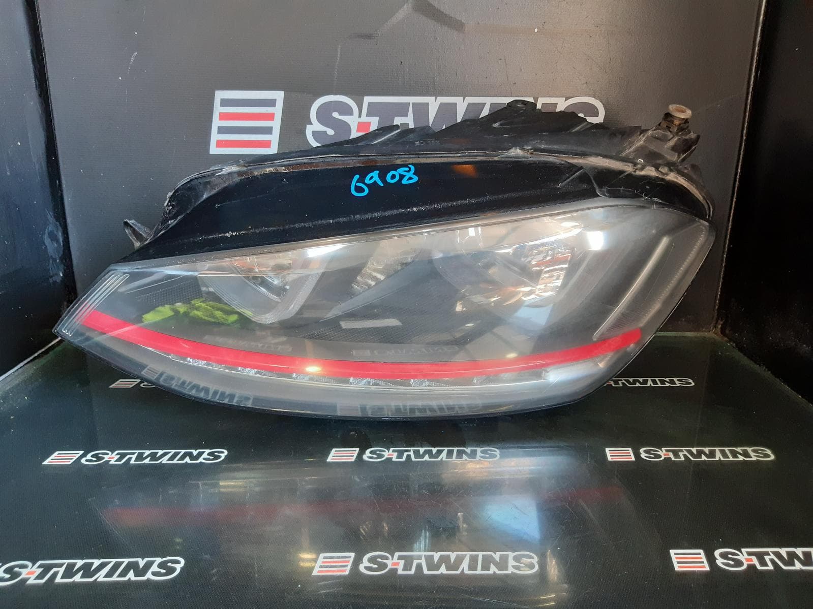 Used auto part listing image: 2014 VOLKSWAGEN GOLF LEFT HEADLAMP GEN 7, ALLTRACK/GTI PERFORMANCE/HIGHLINE, XENON TYPE, 11/13-03/17 0000286554