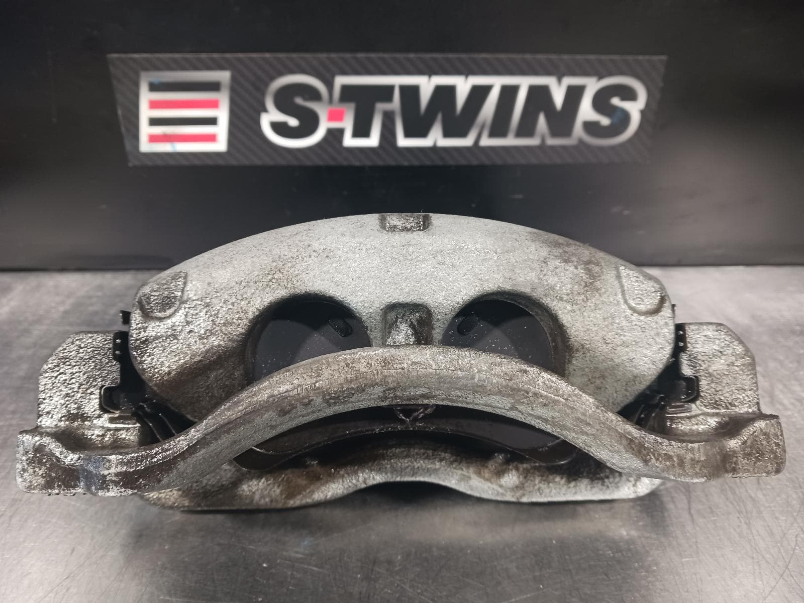 Used auto part listing image: 2018 FORD RANGER CALIPER RH FRONT, PX SERIES 1-3, 2WD LOW/HI-RIDE/4WD, 06/11-04/22 0000207579