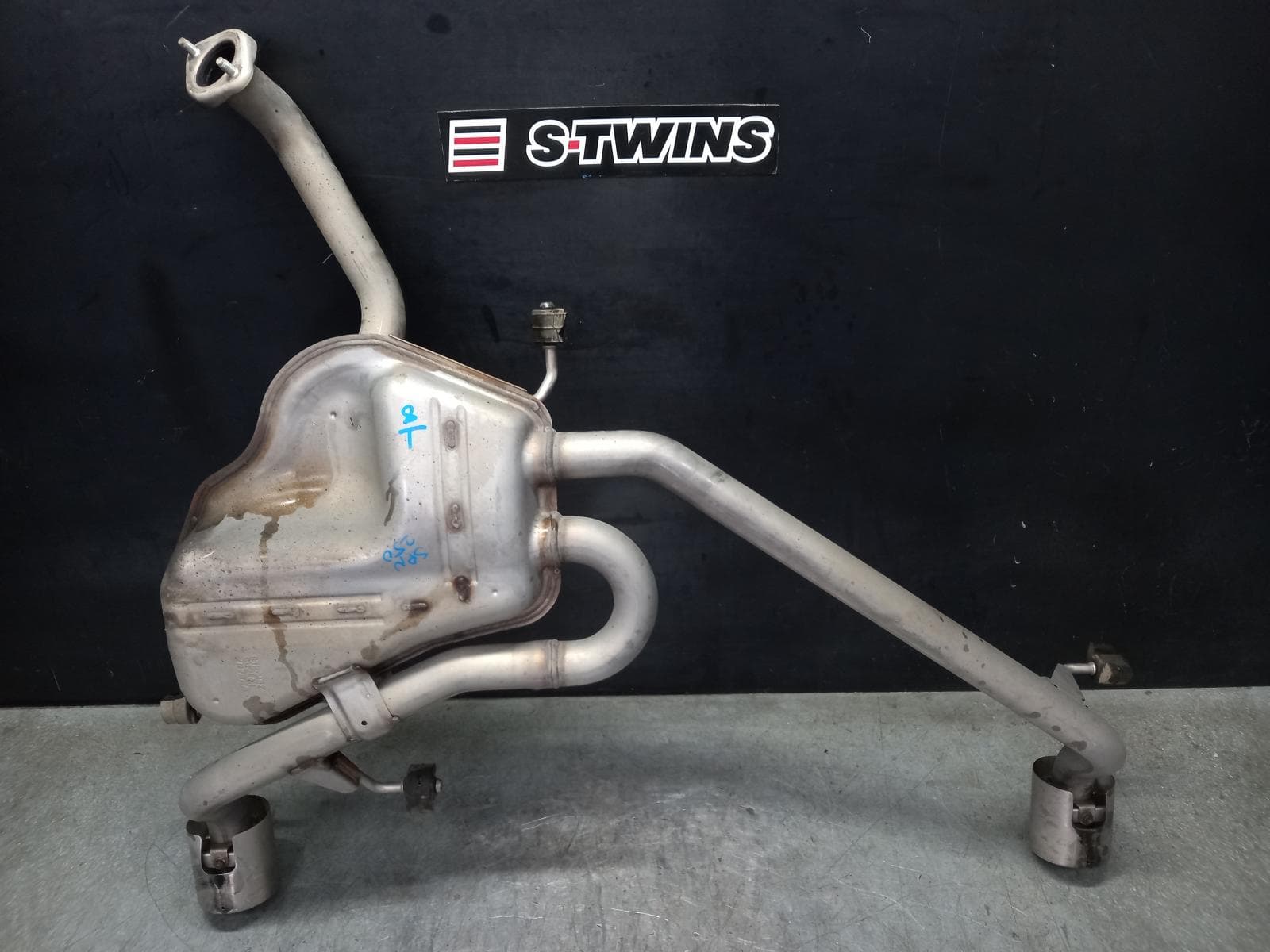Used auto part listing image: 2018 SUZUKI SWIFT MUFFLER AZ, 04/17-11/23 0000368493