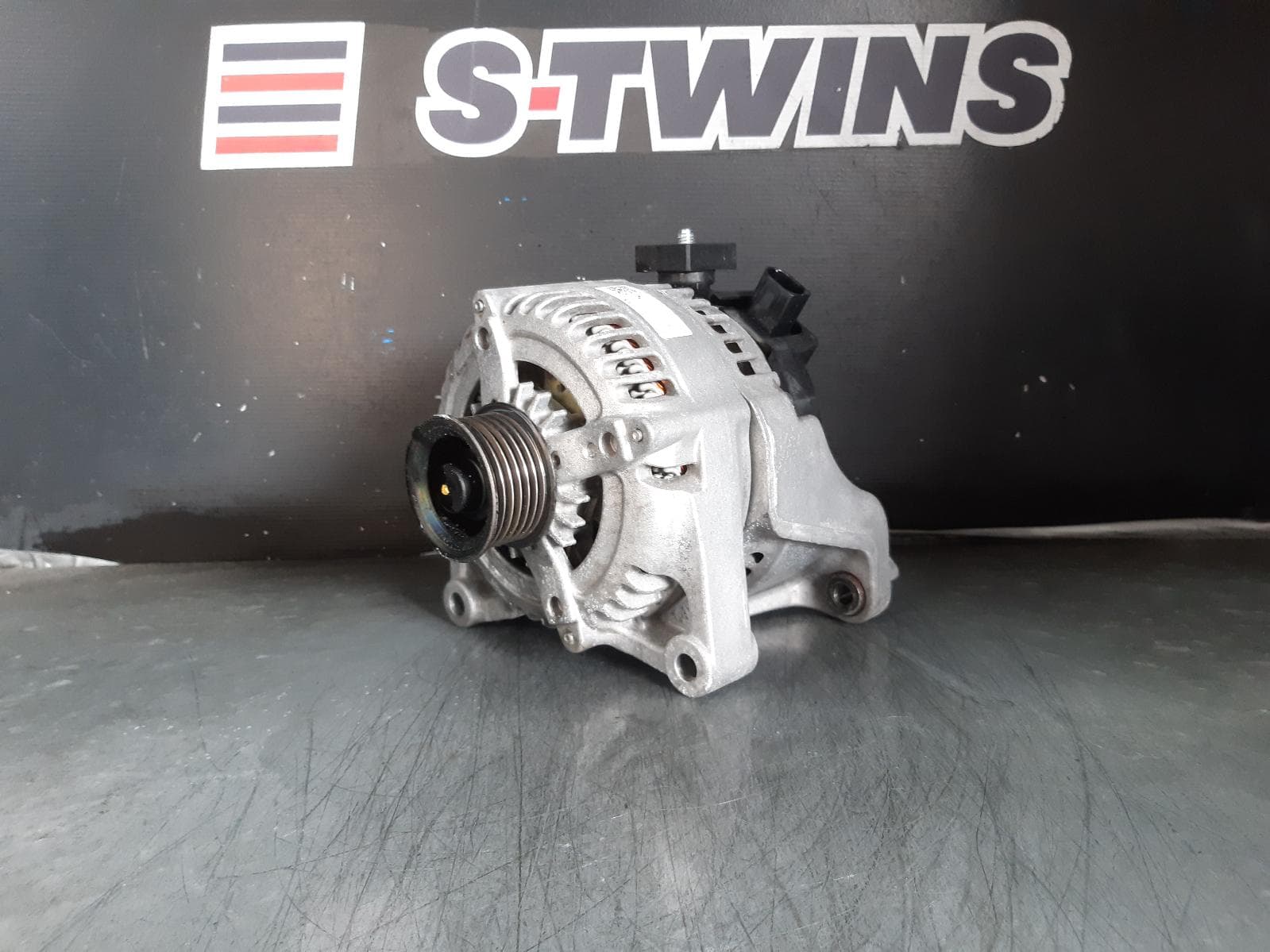 Used auto part listing image: 2017 MINI COUNTRYMAN ALTERNATOR PETROL, 1.5, B38M, TURBO, F60, 03/17- 0000280254