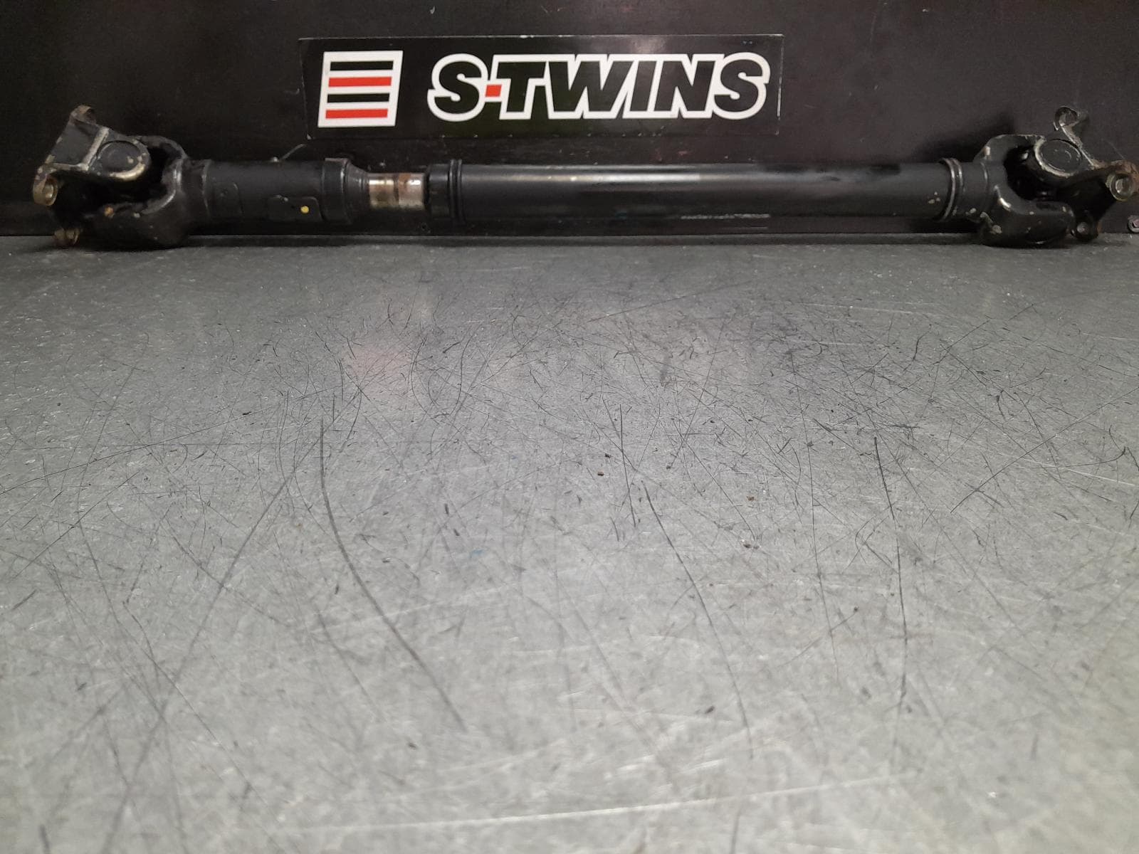 Used auto part listing image: 2018 ISUZU DMAX FRONT PROP SHAFT AUTO T/M, RC, 10/16-06/20 0000368441