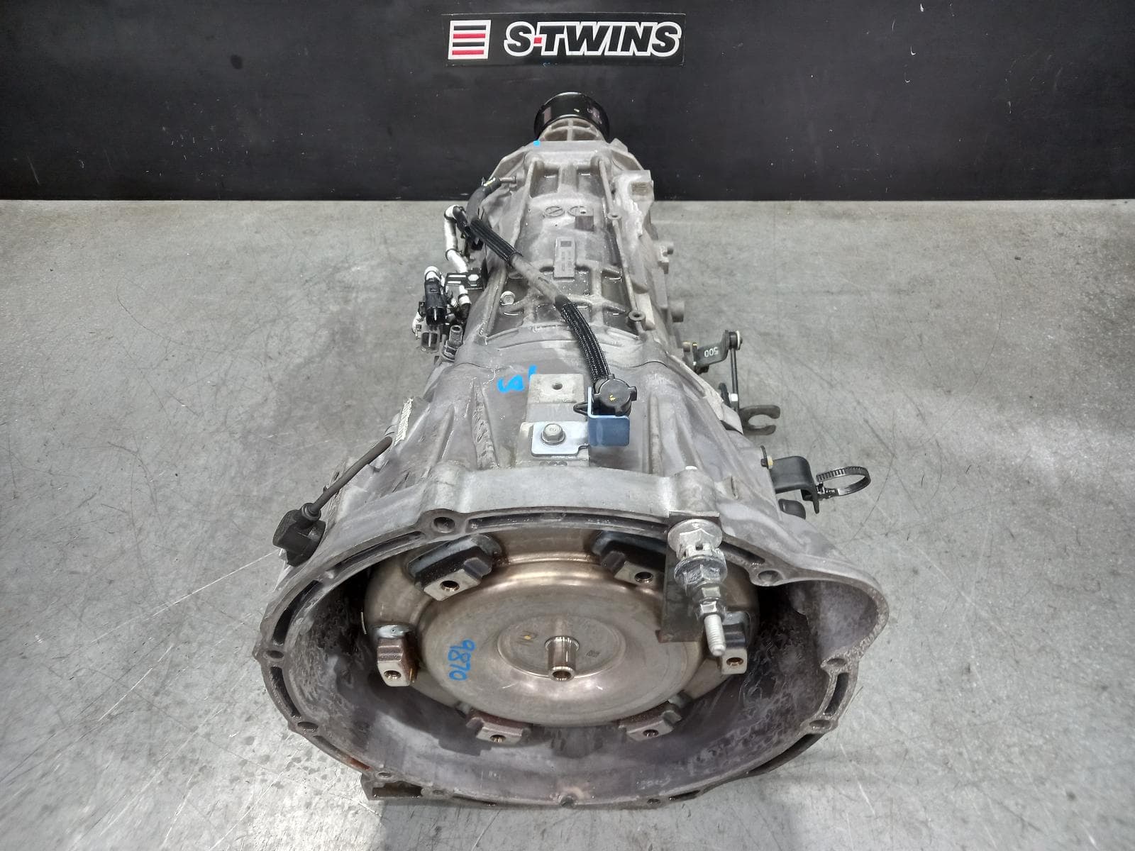 Used auto part listing image: 2019 HYUNDAI ILOAD/IMAX TRANS GEARBOX AUTO, DIESEL, 2.5, D4CB, TURBO, 5 SPEED, 3 PLUG TYPE, TQ, 10/07-10/19 0000368992