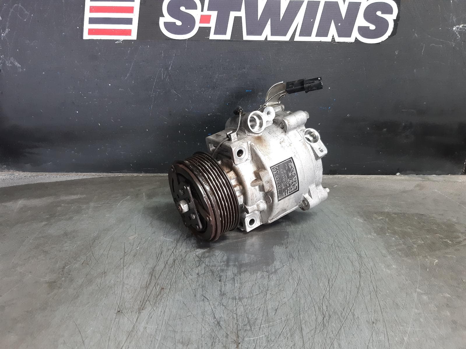 Used auto part listing image: 2014 MITSUBISHI OUTLANDER A C COMPRESSOR ZJ, 2.0/2.4, PETROL, QS90 TYPE, 10/12-12/14 0000369072