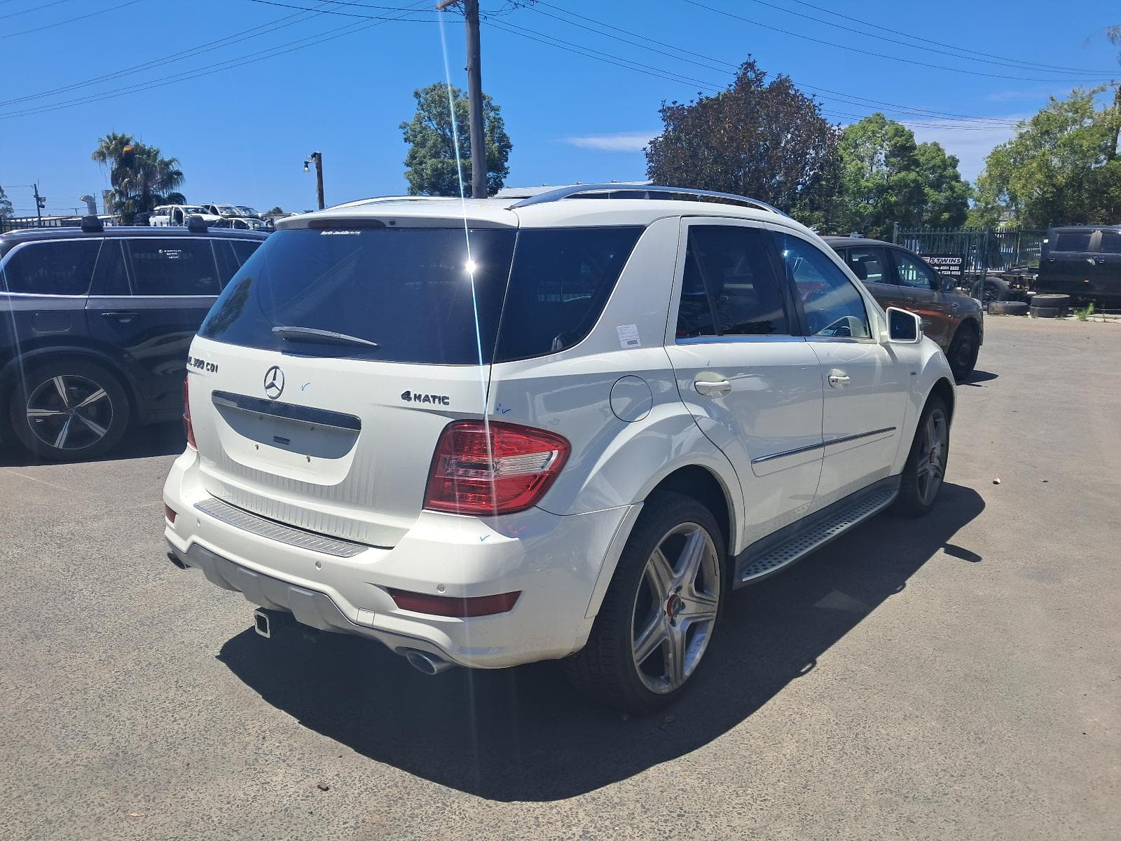 2011 MERCEDES M CLASS 4
