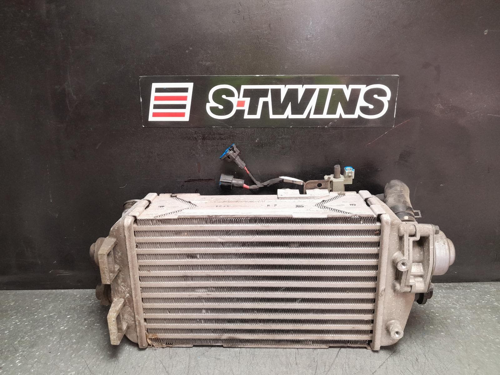 Used auto part listing image: 2015 HYUNDAI VELOSTER INTERCOOLER PETROL, 1.6, G4FJ, TURBO, FS, 06/12-02/18 0000368691
