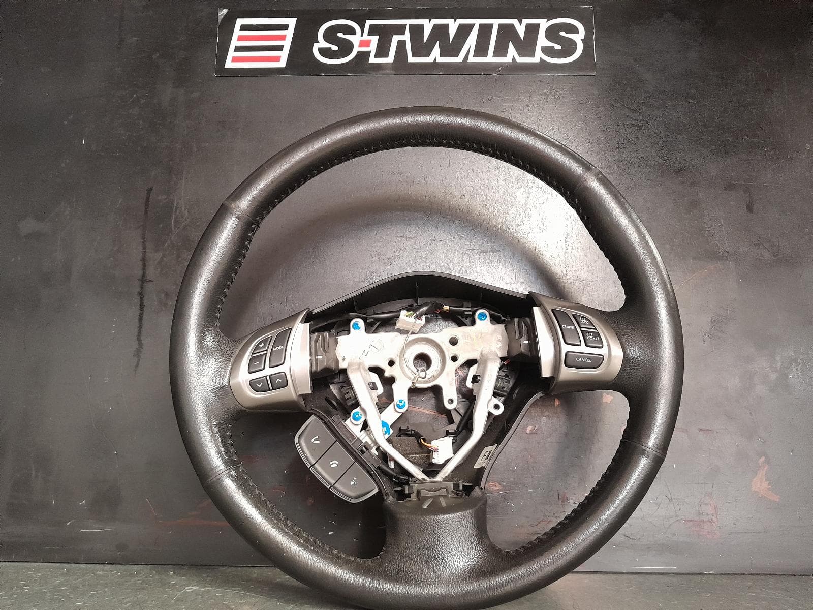 Used auto part listing image: 2012 SUBARU FORESTER STEERING WHEEL LEATHER, NON PADDLE SHIFT TYPE, 02/08-12/12 0000369460