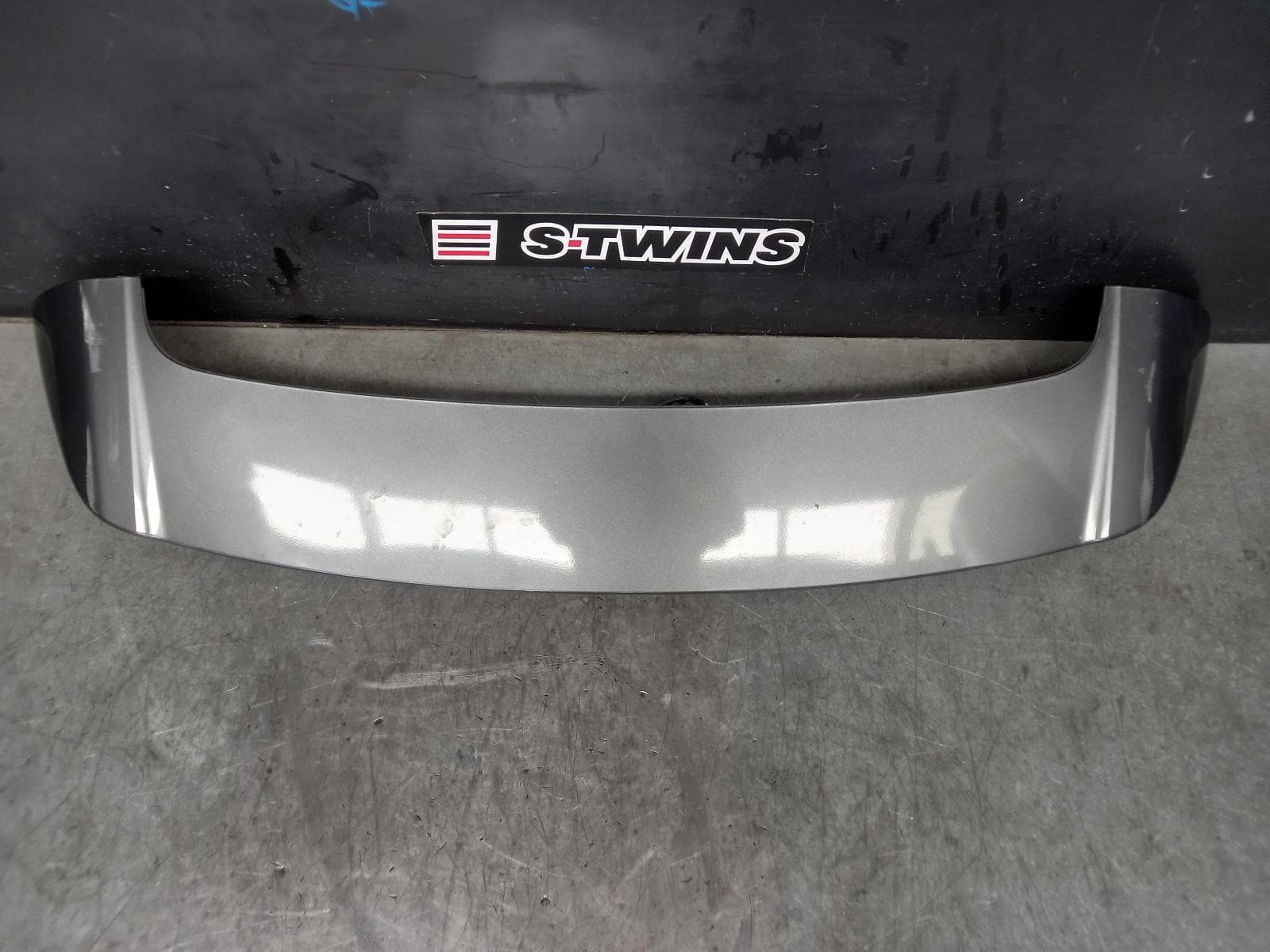 Used auto part listing image: 2016 TOYOTA RAV4 REAR SPOILER XA40, 12/12-12/18 0000370849