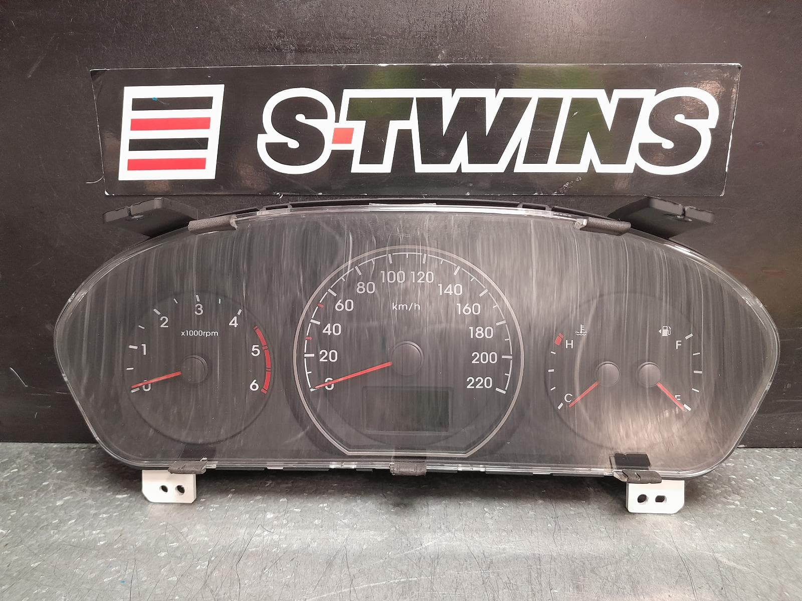 Used auto part listing image: 2019 HYUNDAI ILOAD/IMAX INSTRUMENTCLUSTER DIESEL, AUTO T/M, TQ, 09/15-03/21 0000369247