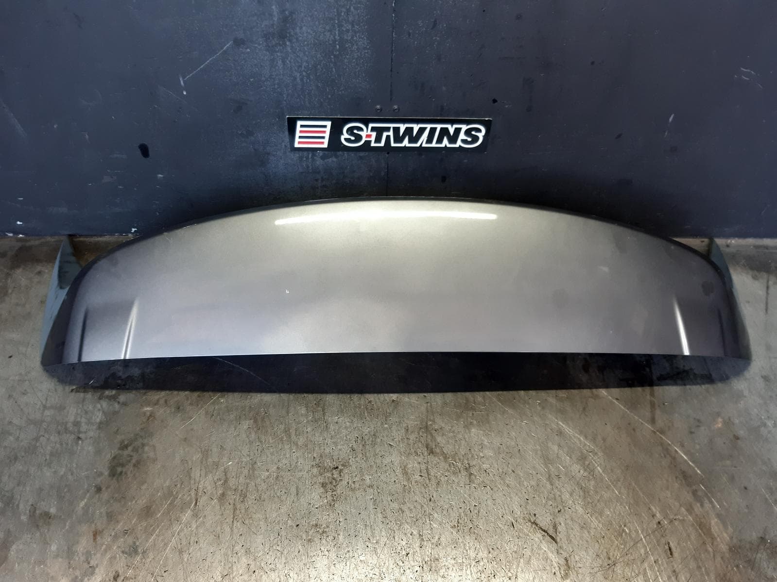 Used auto part listing image: 2018 NISSAN PATHFINDER REAR SPOILER TAILGATE, R52, 06/13-04/21 0000369627