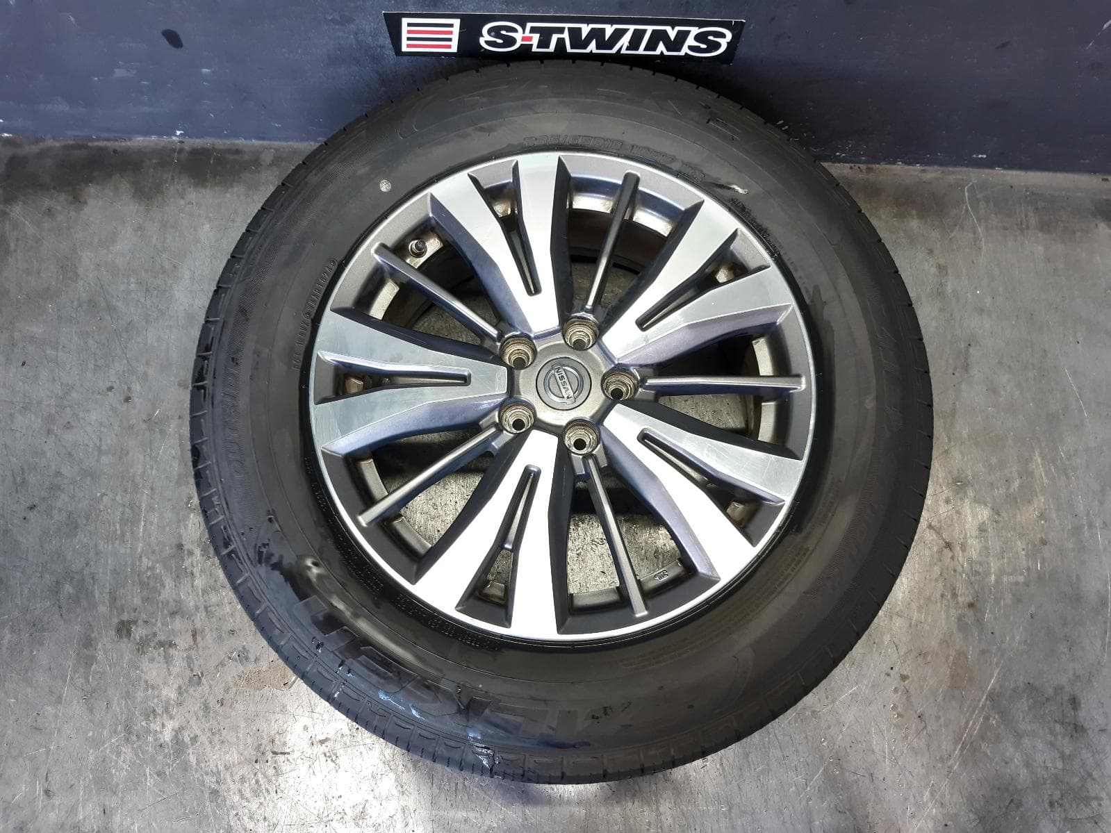 Used auto part listing image: 2018 NISSAN PATHFINDER WHEEL MAG FACTORY, 18X7.5IN, ST/ST-L, R52, 12/16-04/21 0000369751