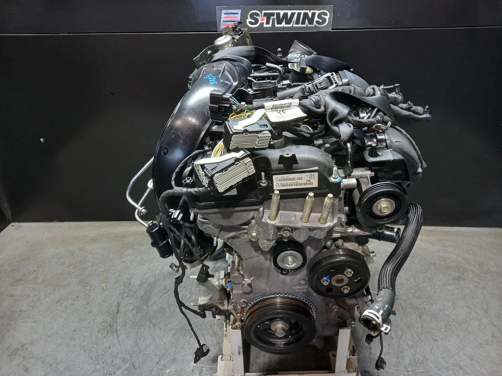 Used auto part listing image: 2017 FORD ESCAPE ENGINE ZG, PETROL, 2.0, TURBO, 09/16-05/20 0000231621