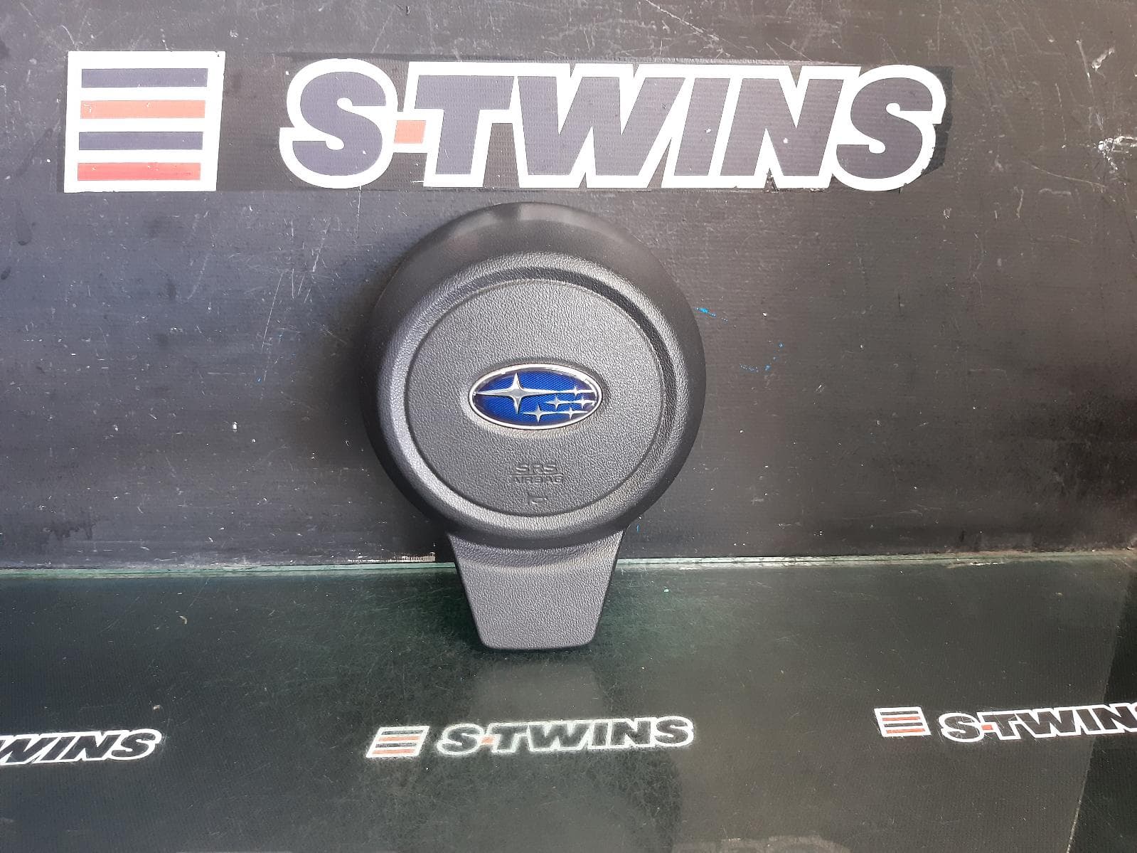 Used auto part listing image: 2024 SUBARU CROSSTREK RIGHT AIRBAG G6X, STEERING WHEEL, 10/22- 0000371540