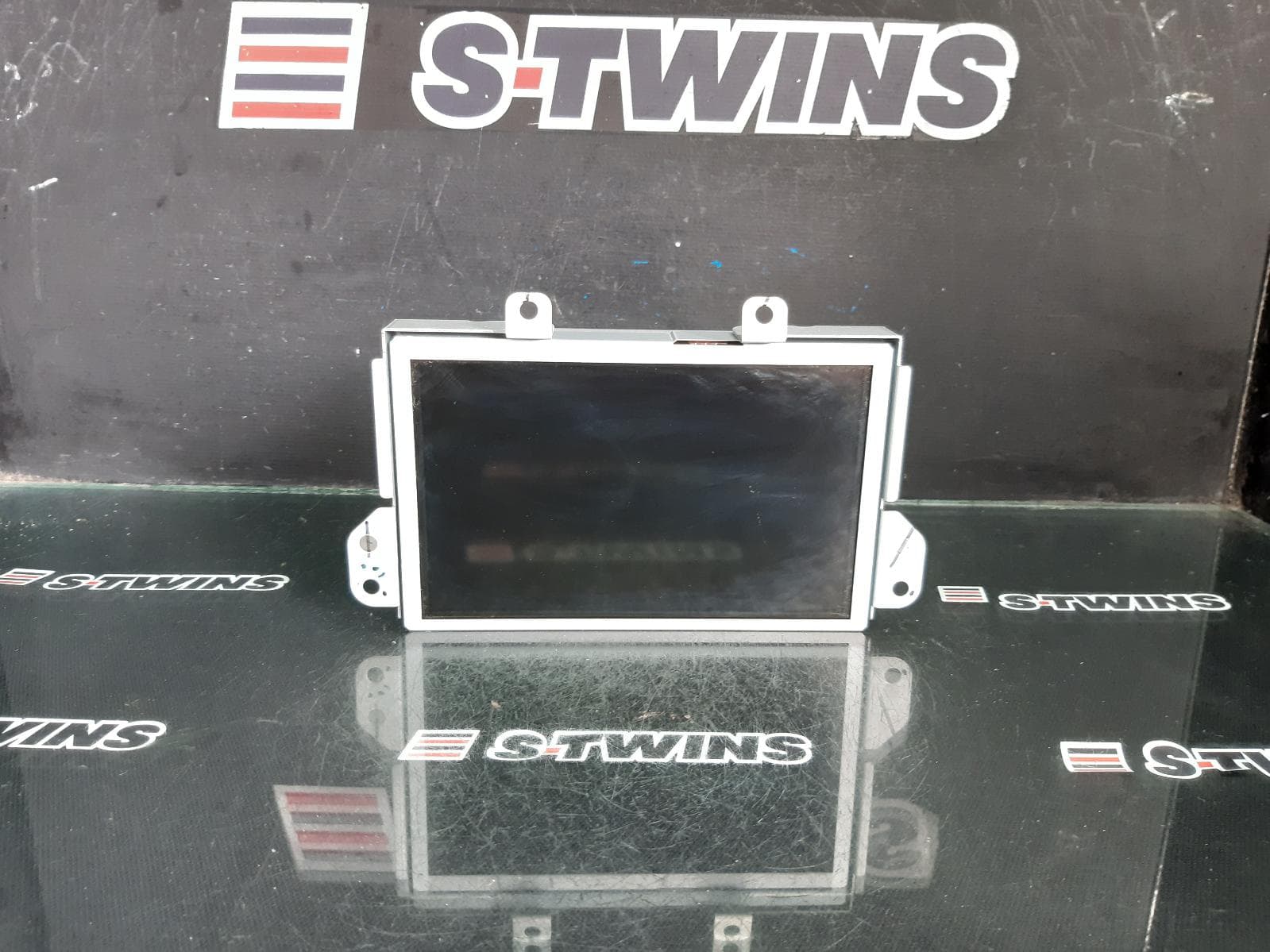 Used auto part listing image: 2016 FORD FOCUS DISPLAY UNIT (FORD AUDIO SYSTEM), SYNC II, LZ, 07/15-11/18 0000371112