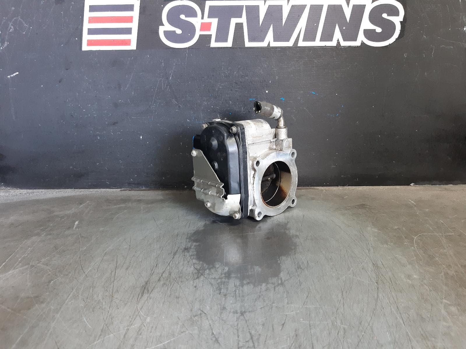 Used auto part listing image: 2008 MITSUBISHI OUTLANDER THROTTLE BODY 2.4, 4B12, PETROL, ZG-ZH, 11/06-10/12 0000371742